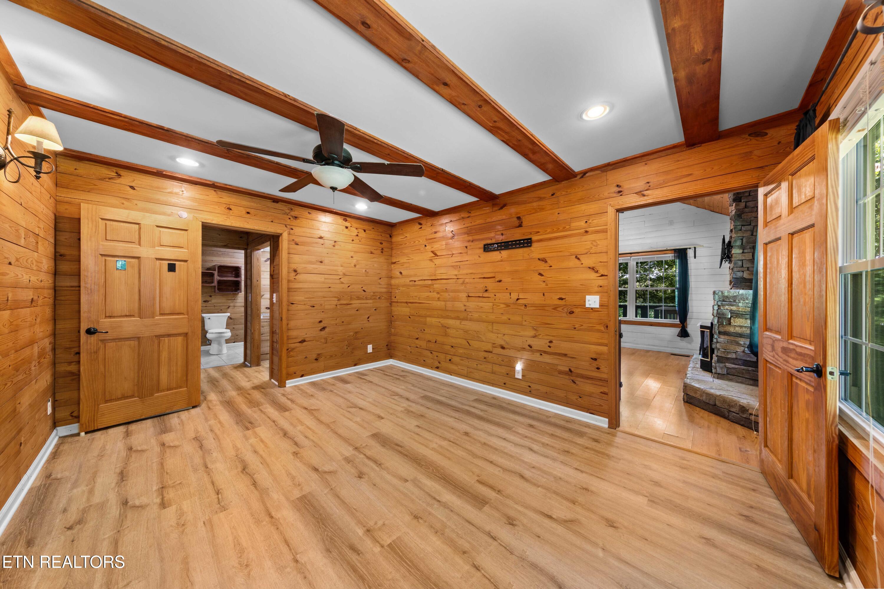 598 Hiawassee View Drive Jacksboro TN 37757