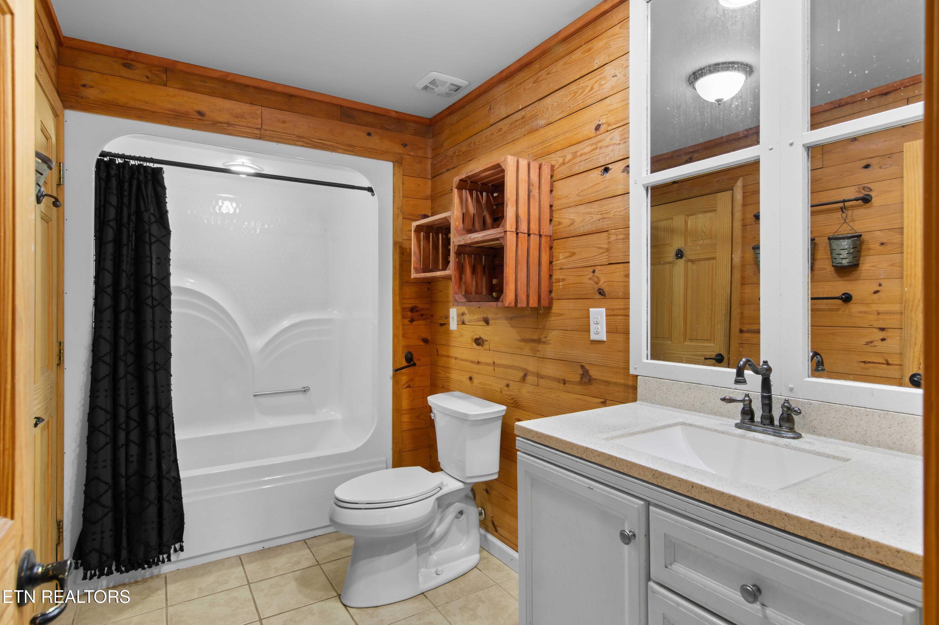 598 Hiawassee View Drive Jacksboro TN 37757
