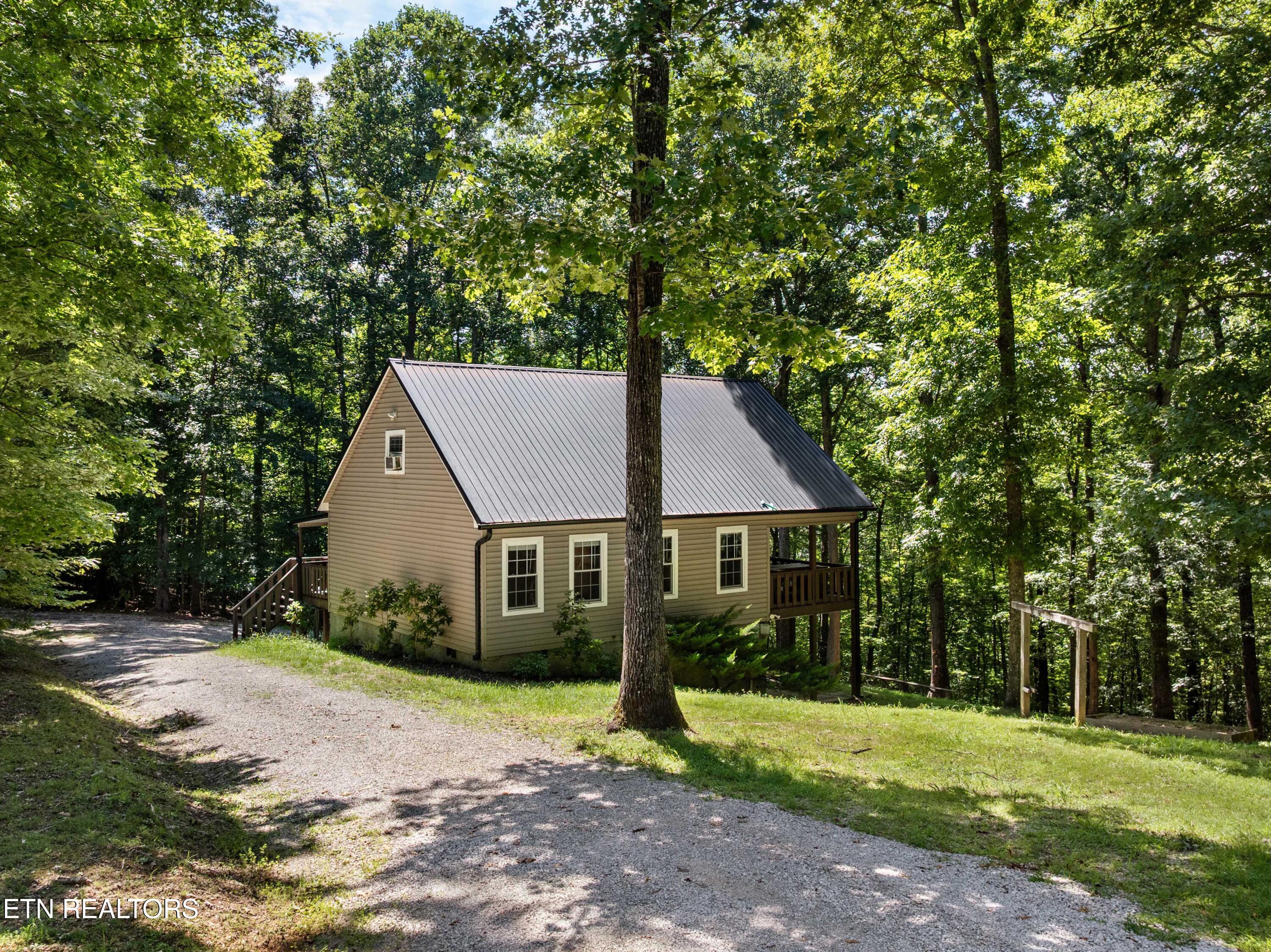 598 Hiawassee View Drive Jacksboro TN 37757