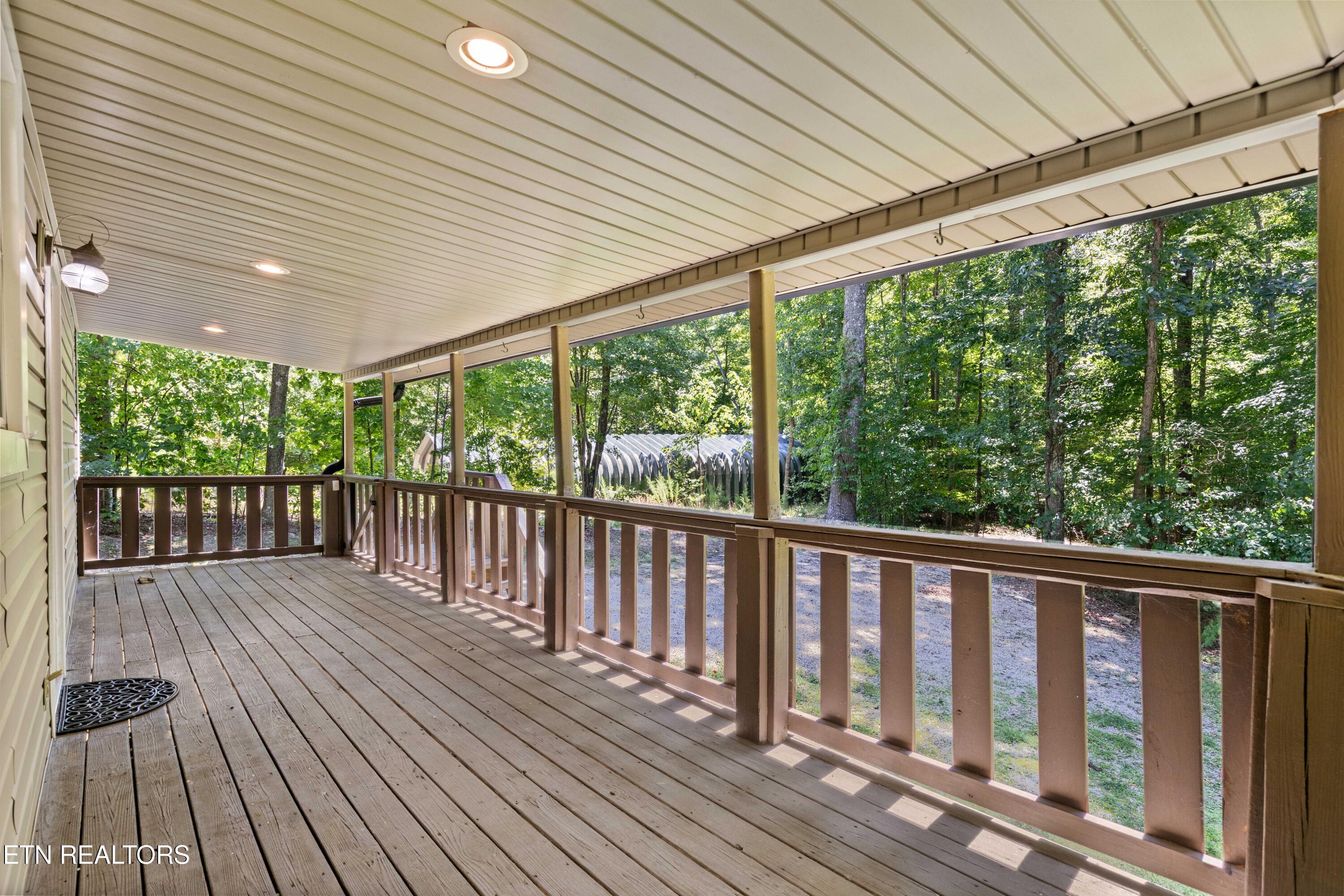 598 Hiawassee View Drive Jacksboro TN 37757
