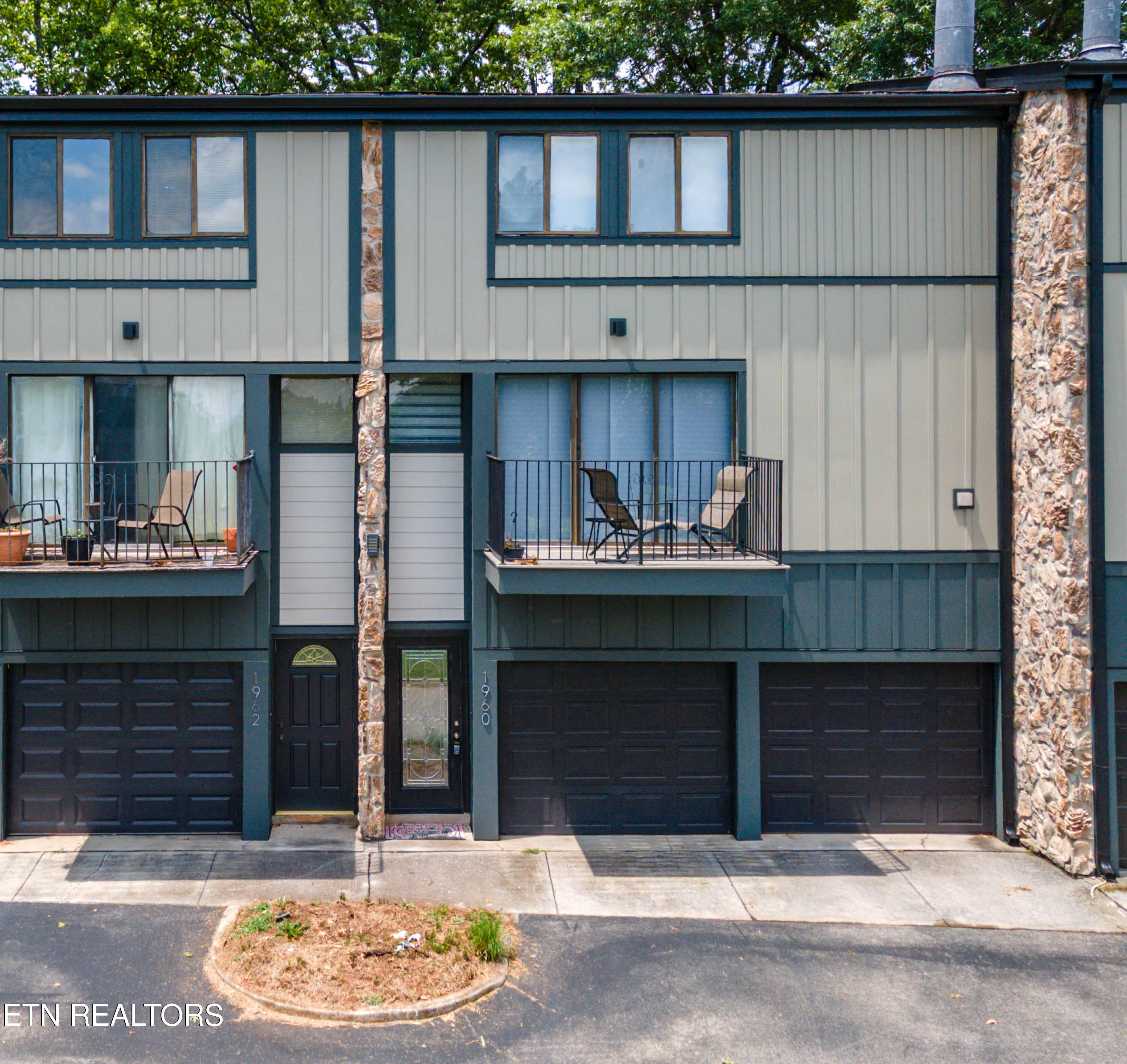 1960 Cherokee Bluff Drive Knoxville TN 37920