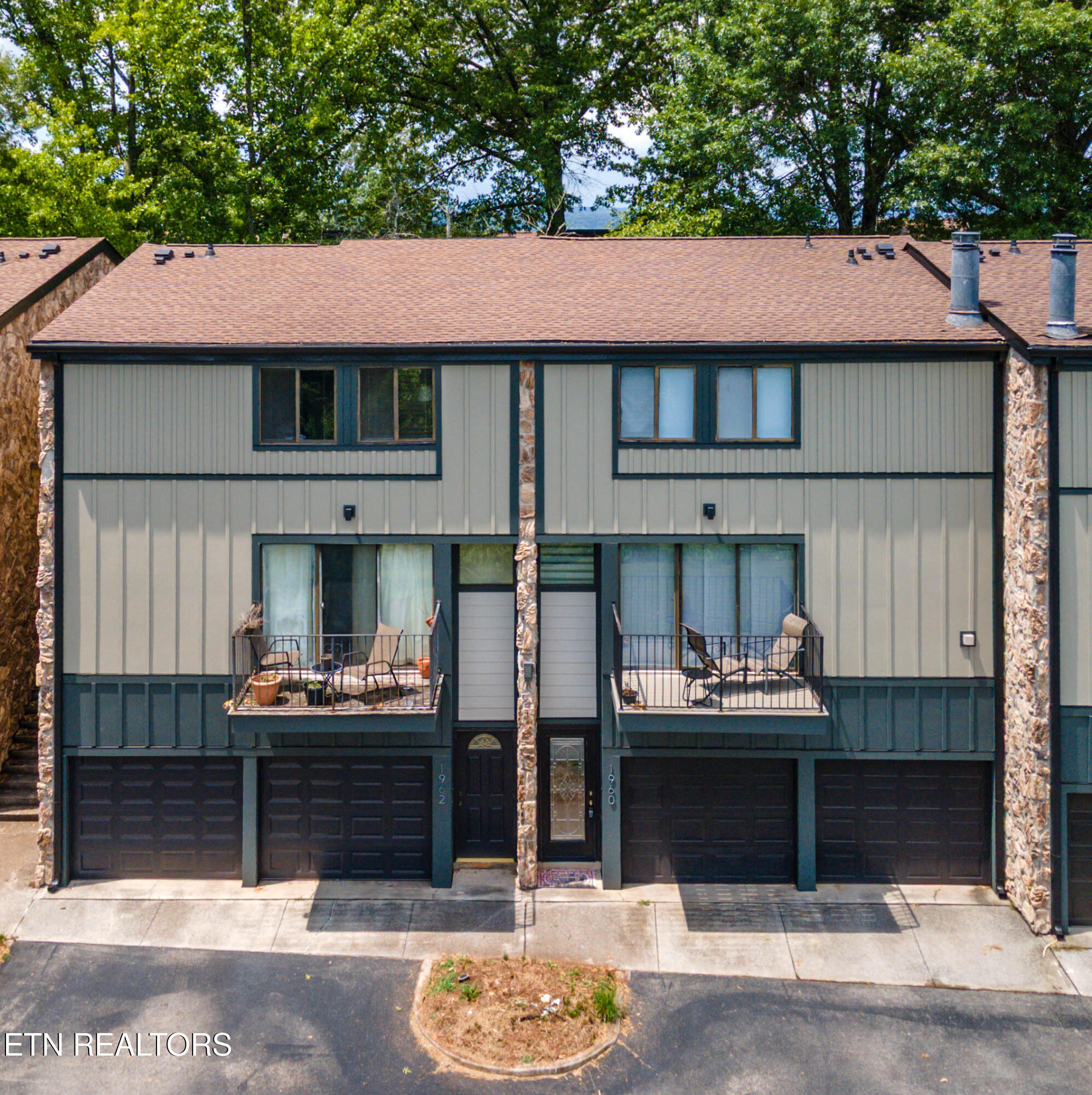 1960 Cherokee Bluff Drive Knoxville TN 37920