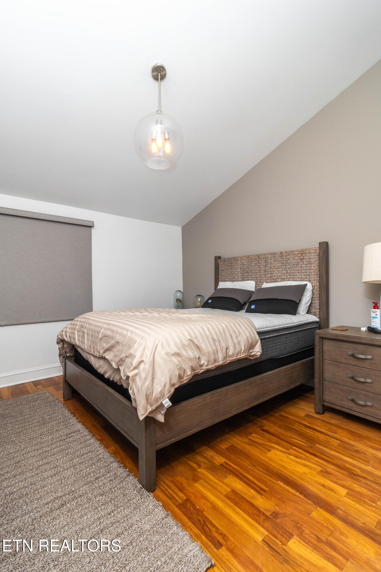 1960 Cherokee Bluff Drive Knoxville TN 37920