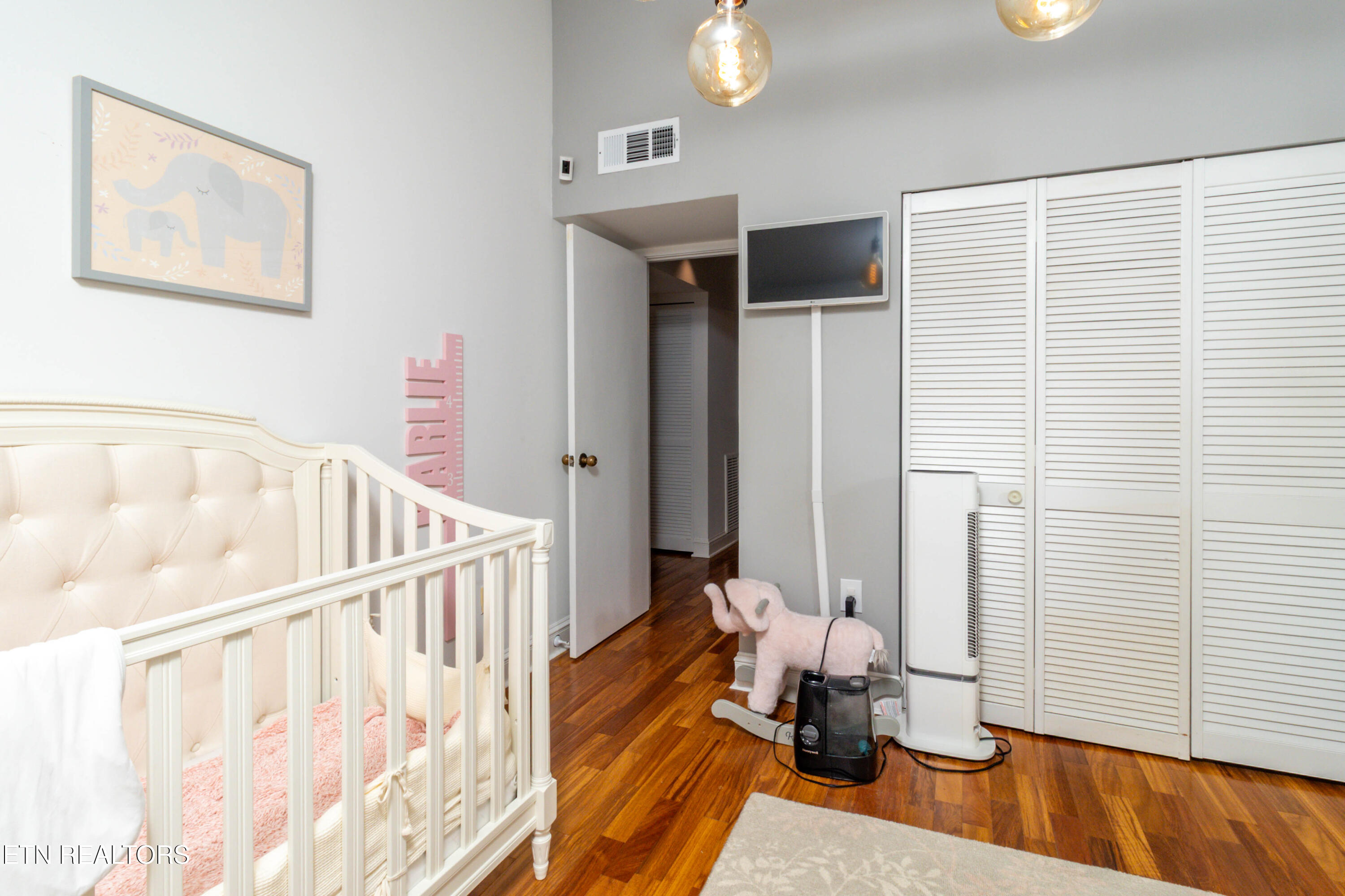 1960 Cherokee Bluff Drive Knoxville TN 37920