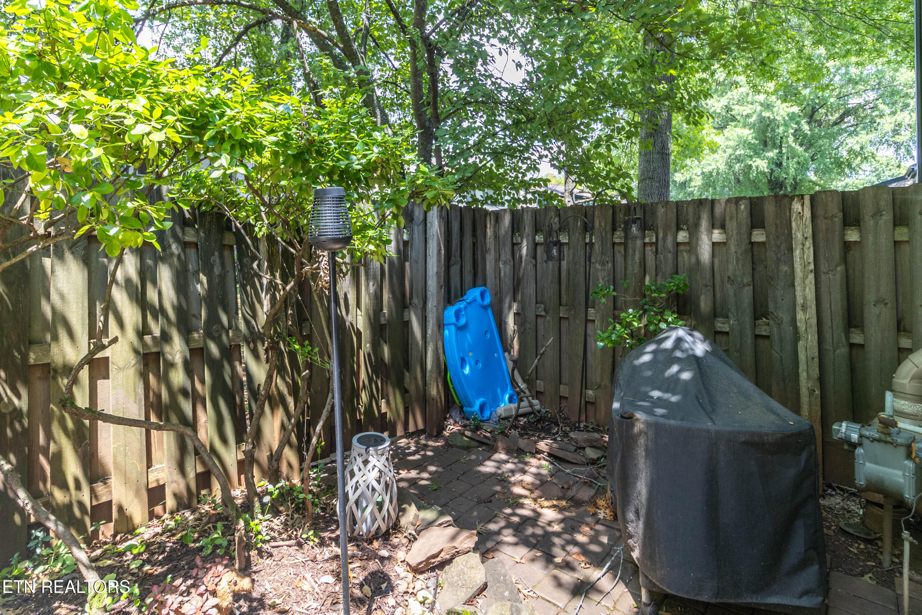 1960 Cherokee Bluff Drive Knoxville TN 37920