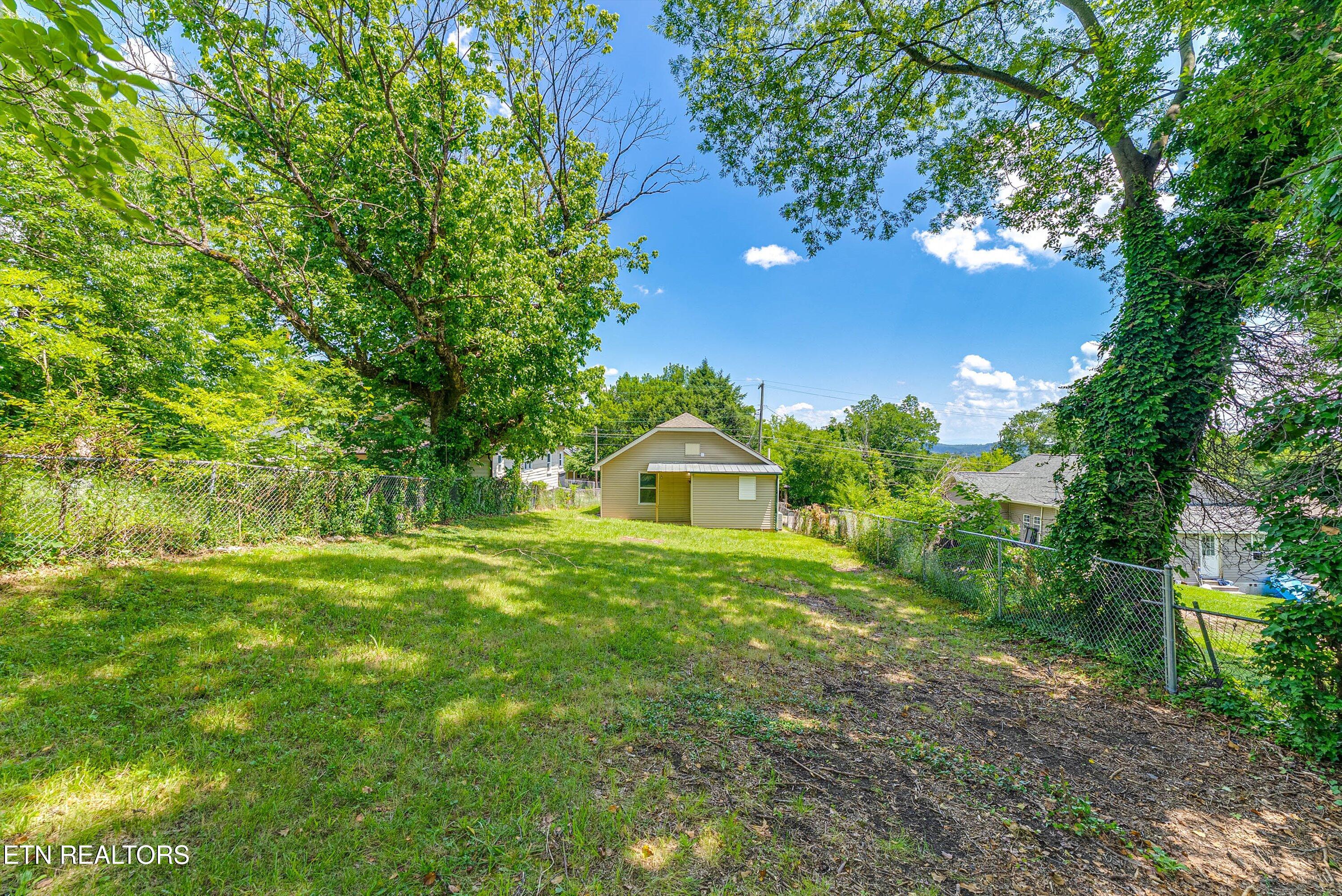 2123 Vermont Avenue Knoxville TN 37921