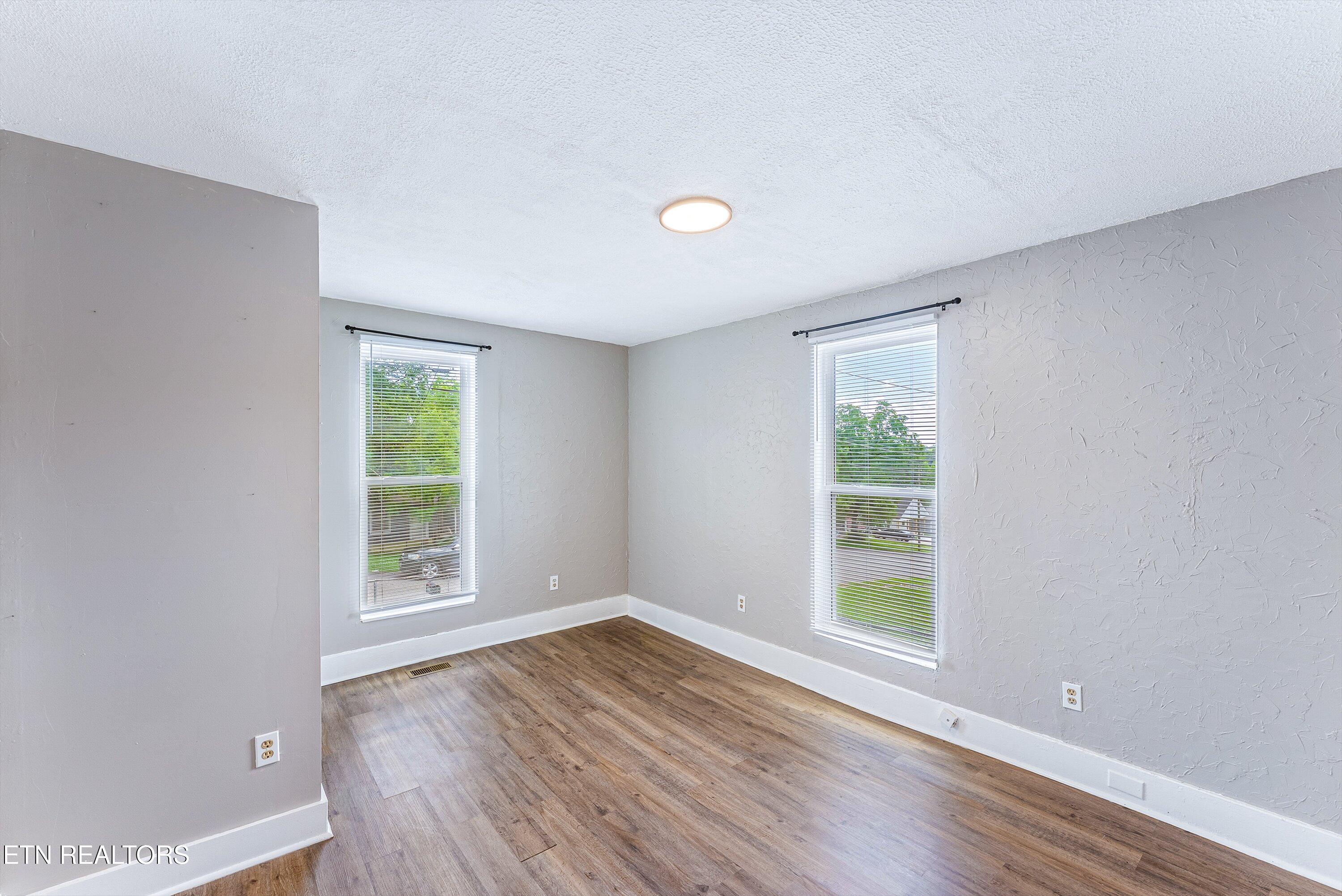 2123 Vermont Avenue Knoxville TN 37921