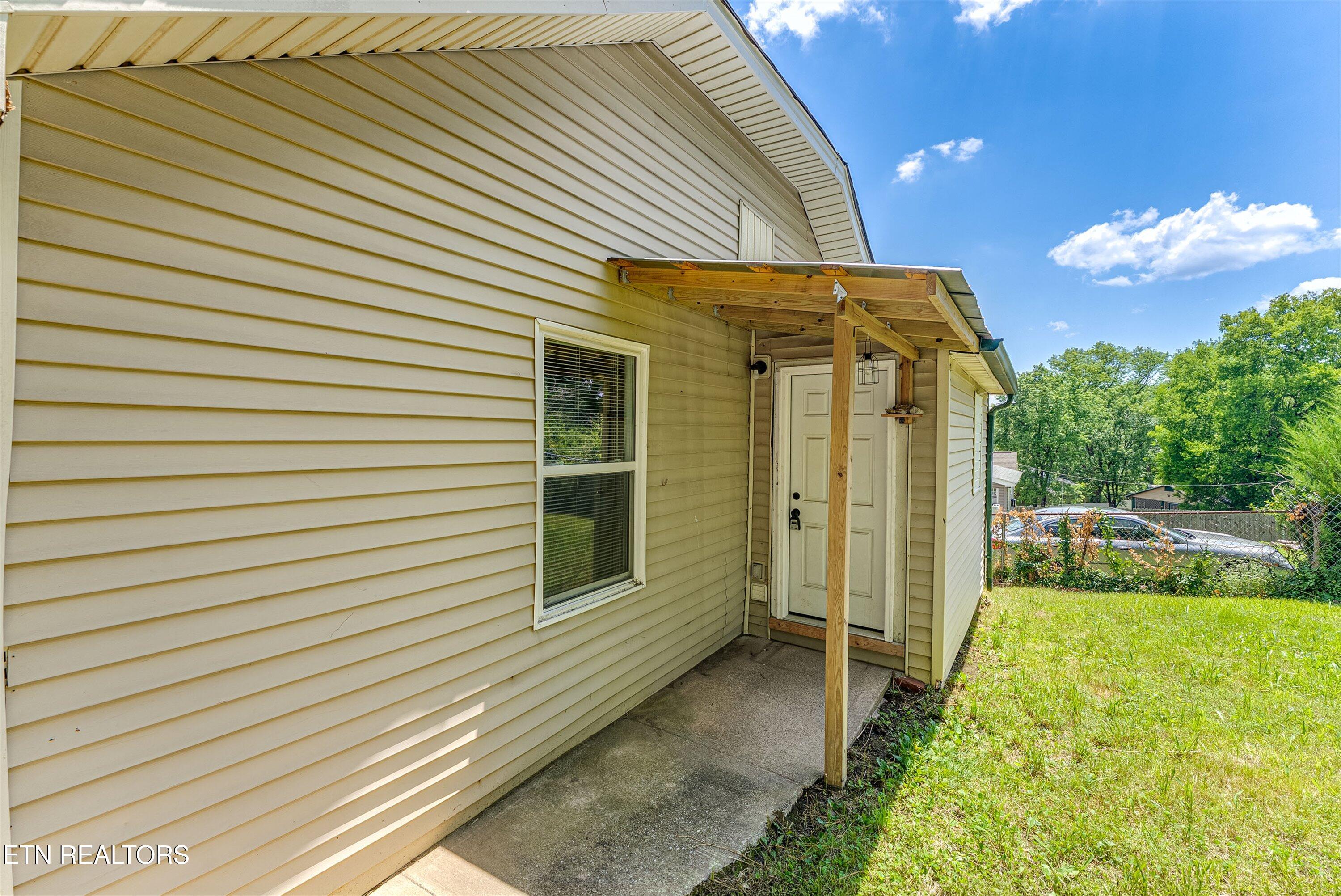 2123 Vermont Avenue Knoxville TN 37921
