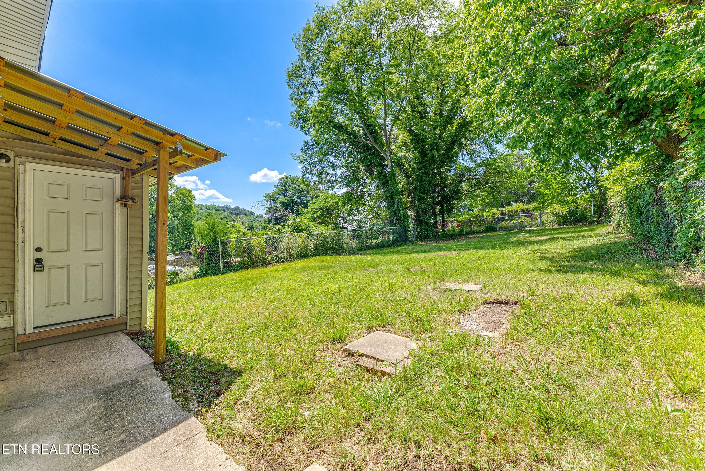 2123 Vermont Avenue Knoxville TN 37921