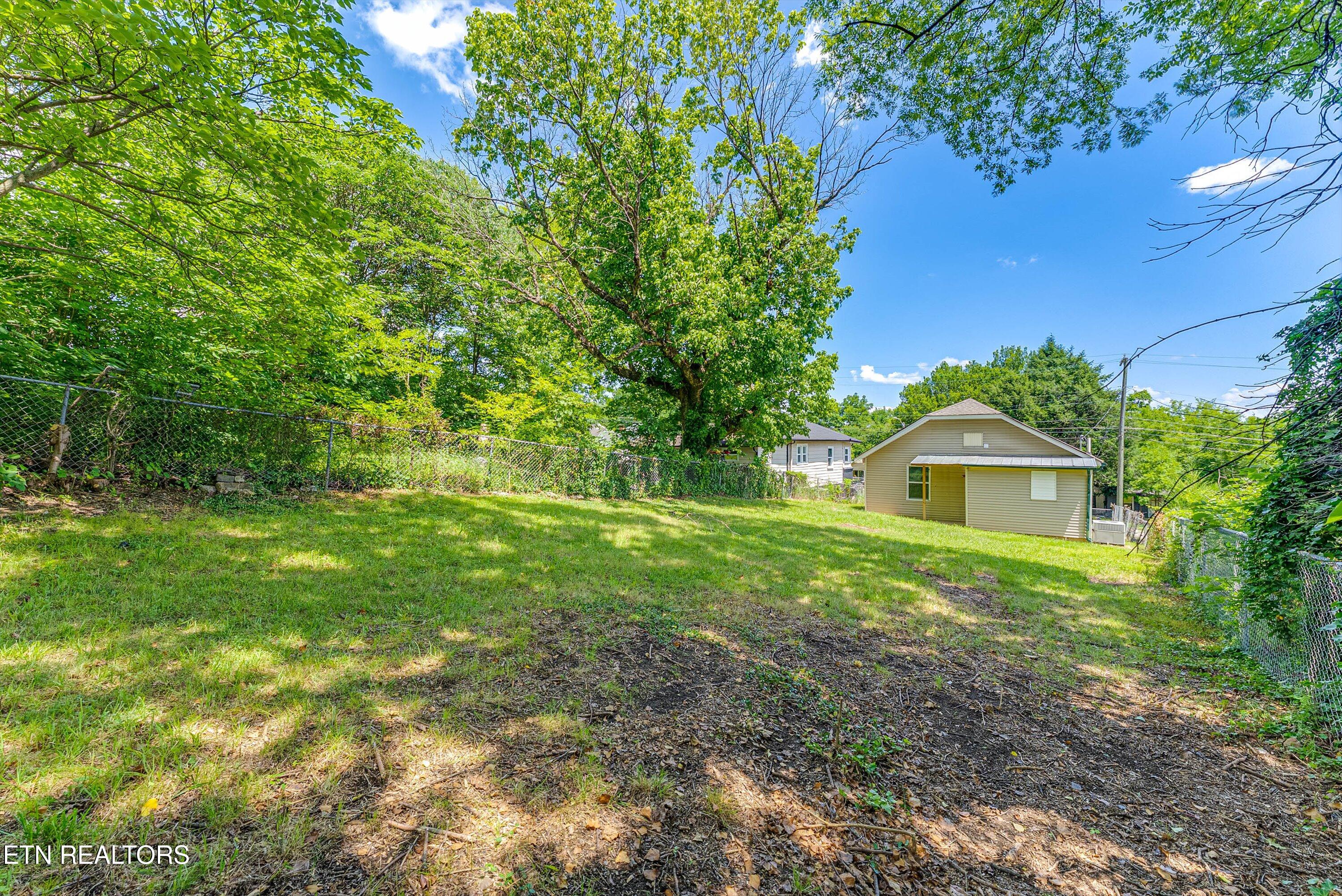 2123 Vermont Avenue Knoxville TN 37921