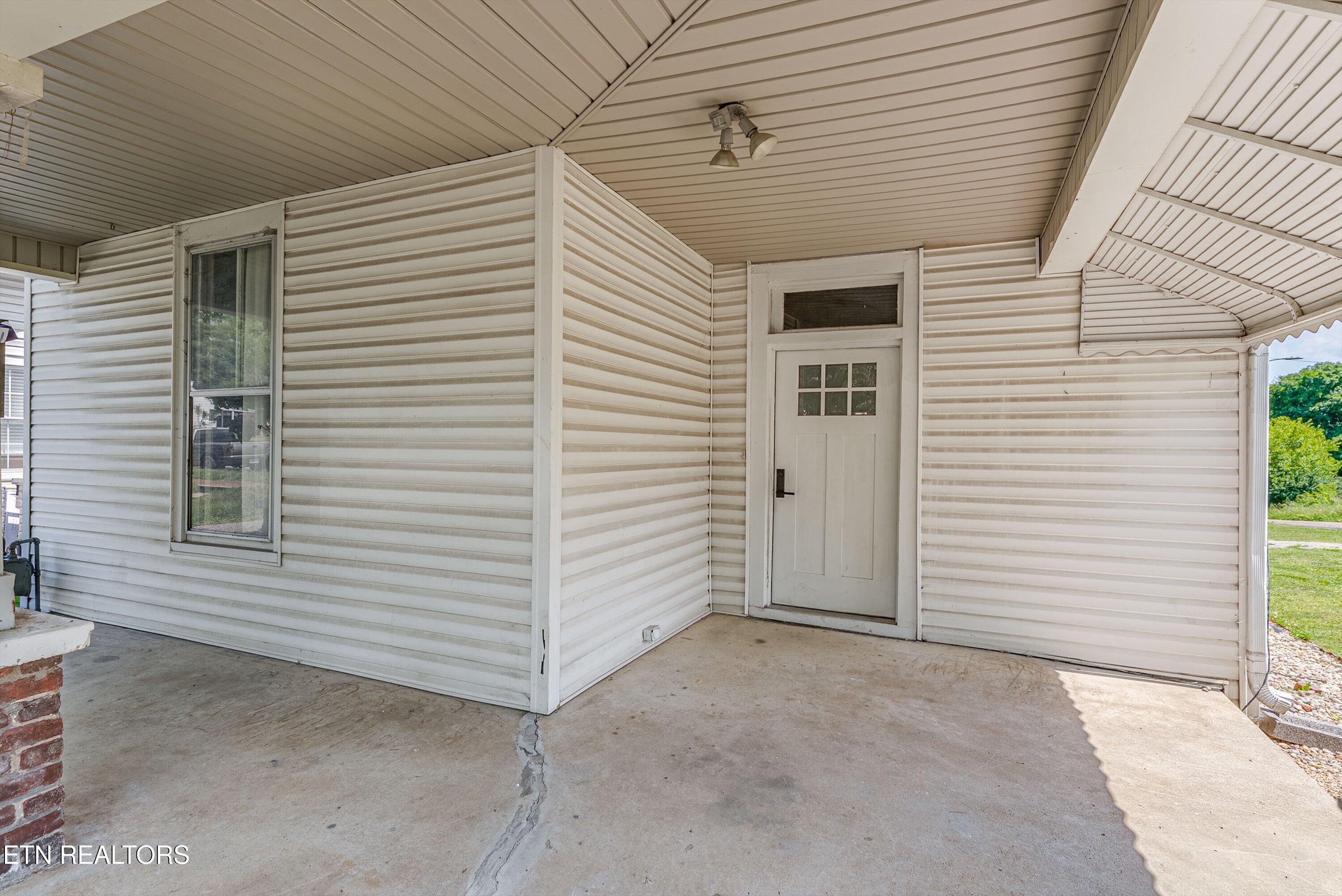 2100 Cecil Avenue Knoxville TN 37917