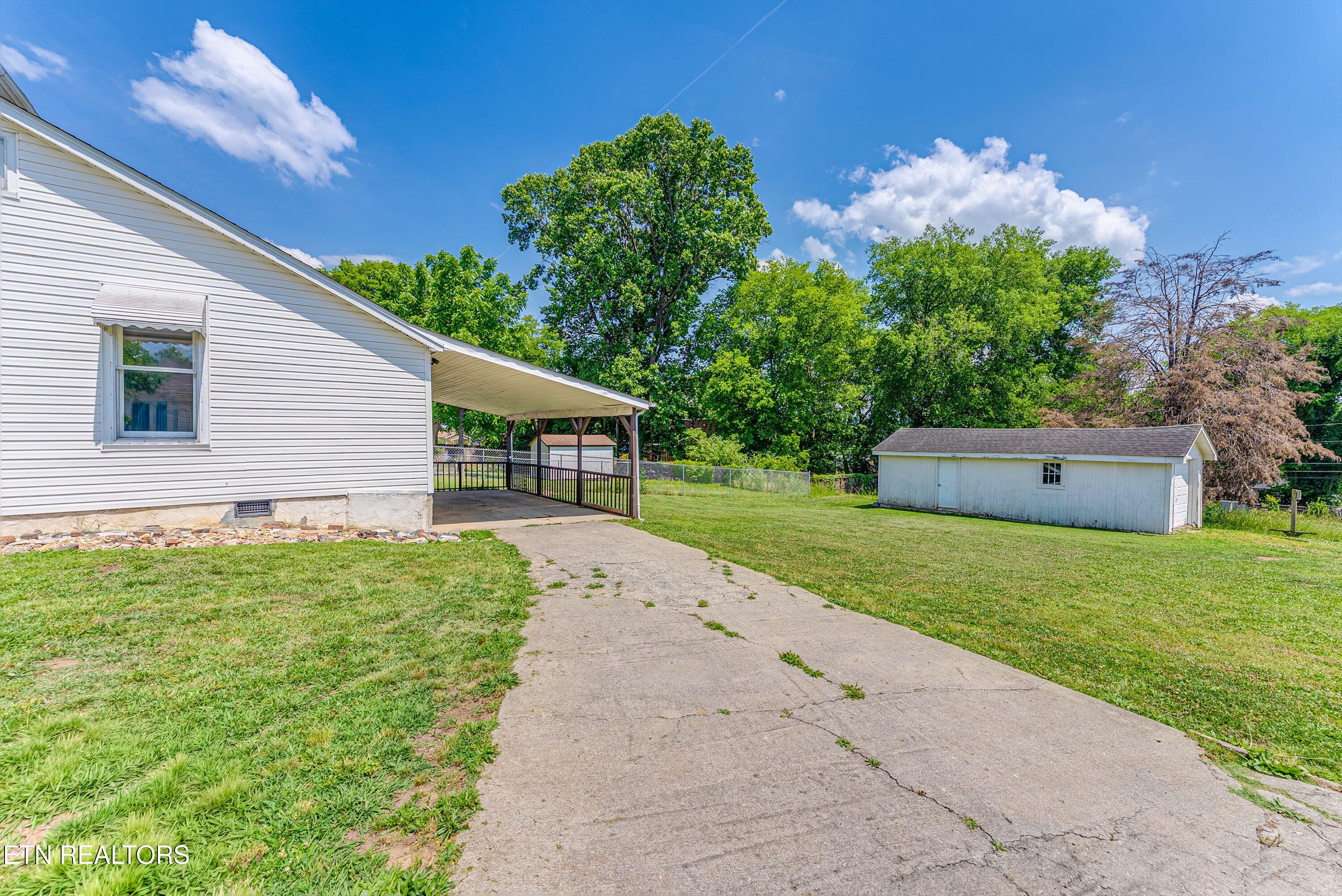 2100 Cecil Avenue Knoxville TN 37917