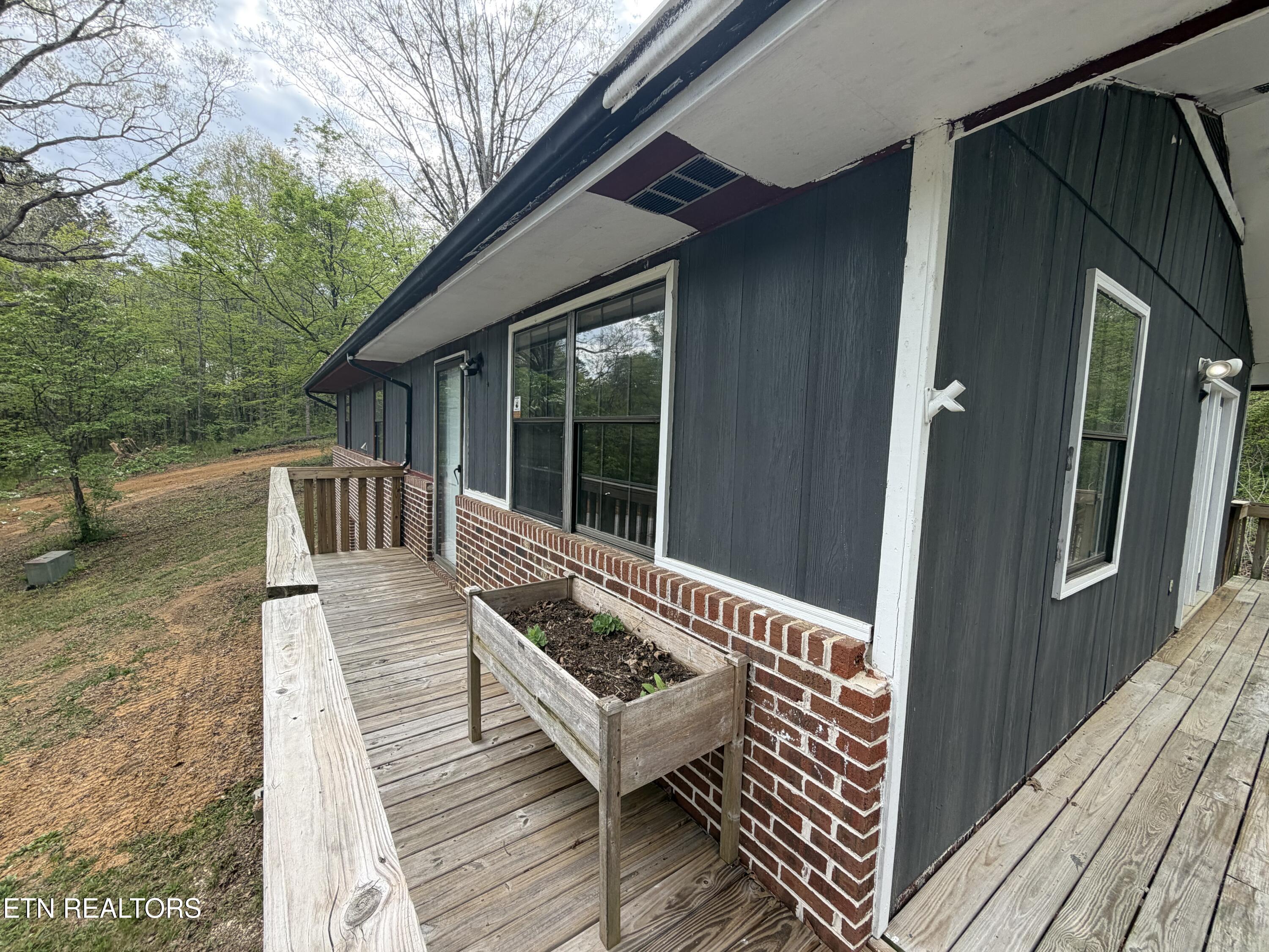 2340 Hines Valley Road Lenoir City TN 37771