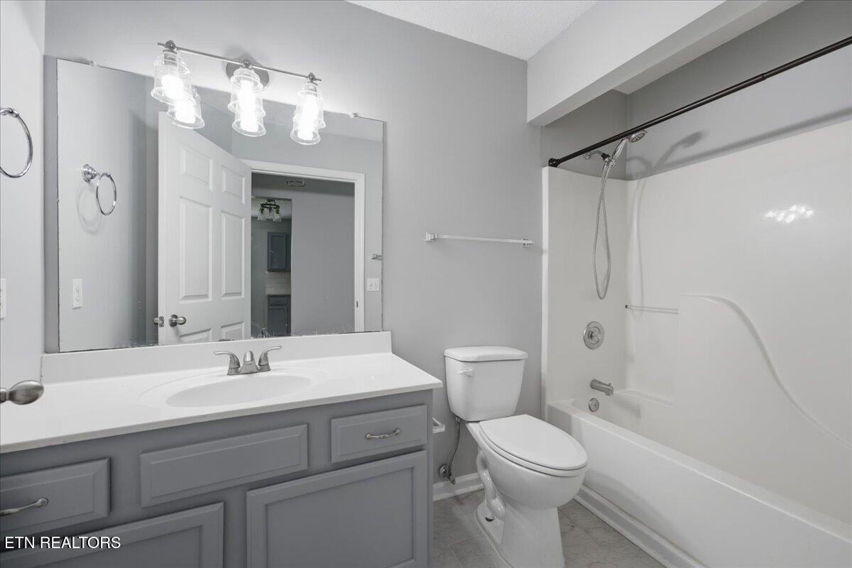 1508 Spelling Way Knoxville TN 37909