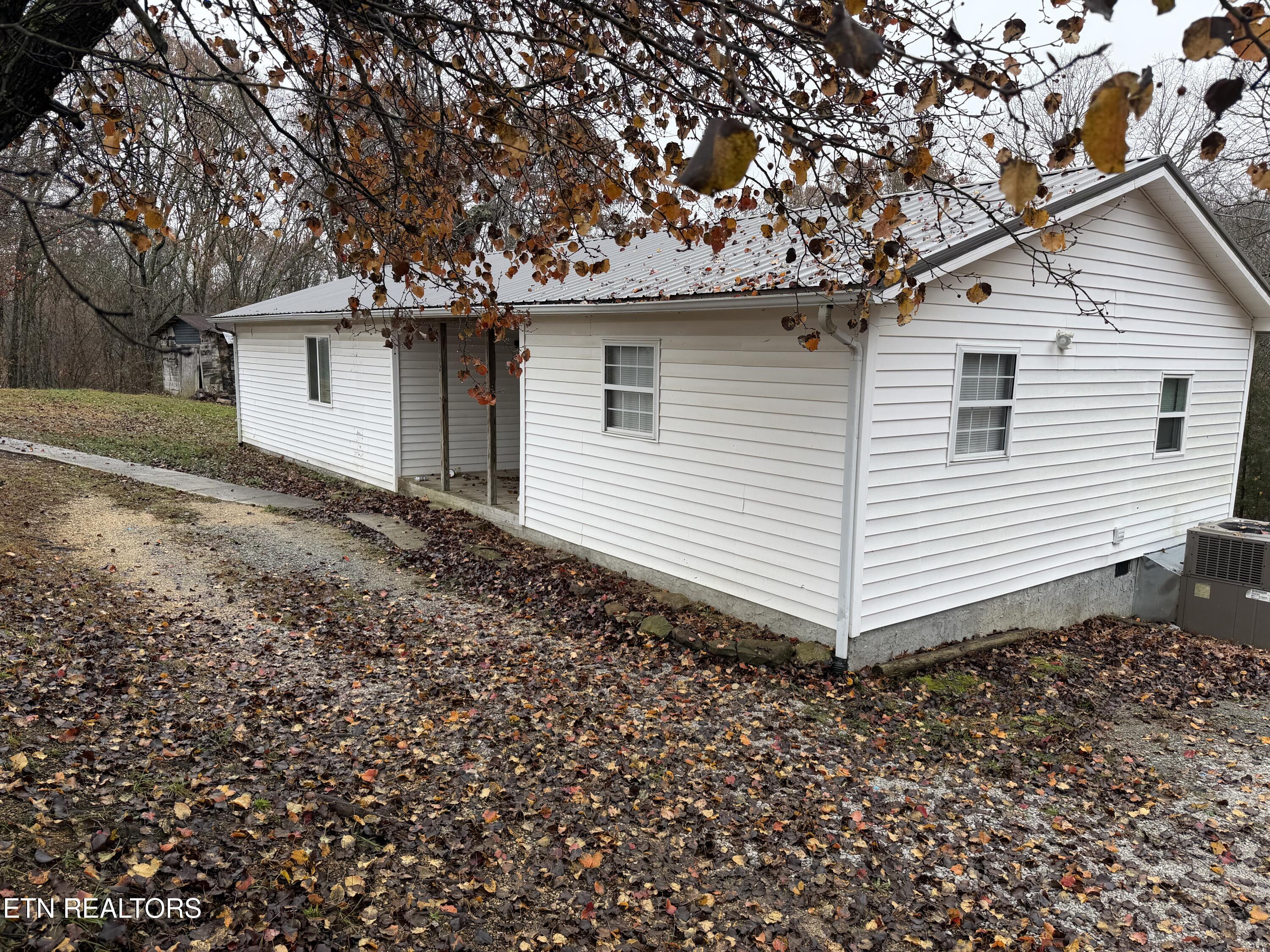 152 Country Way Drive Lafollette TN 37766