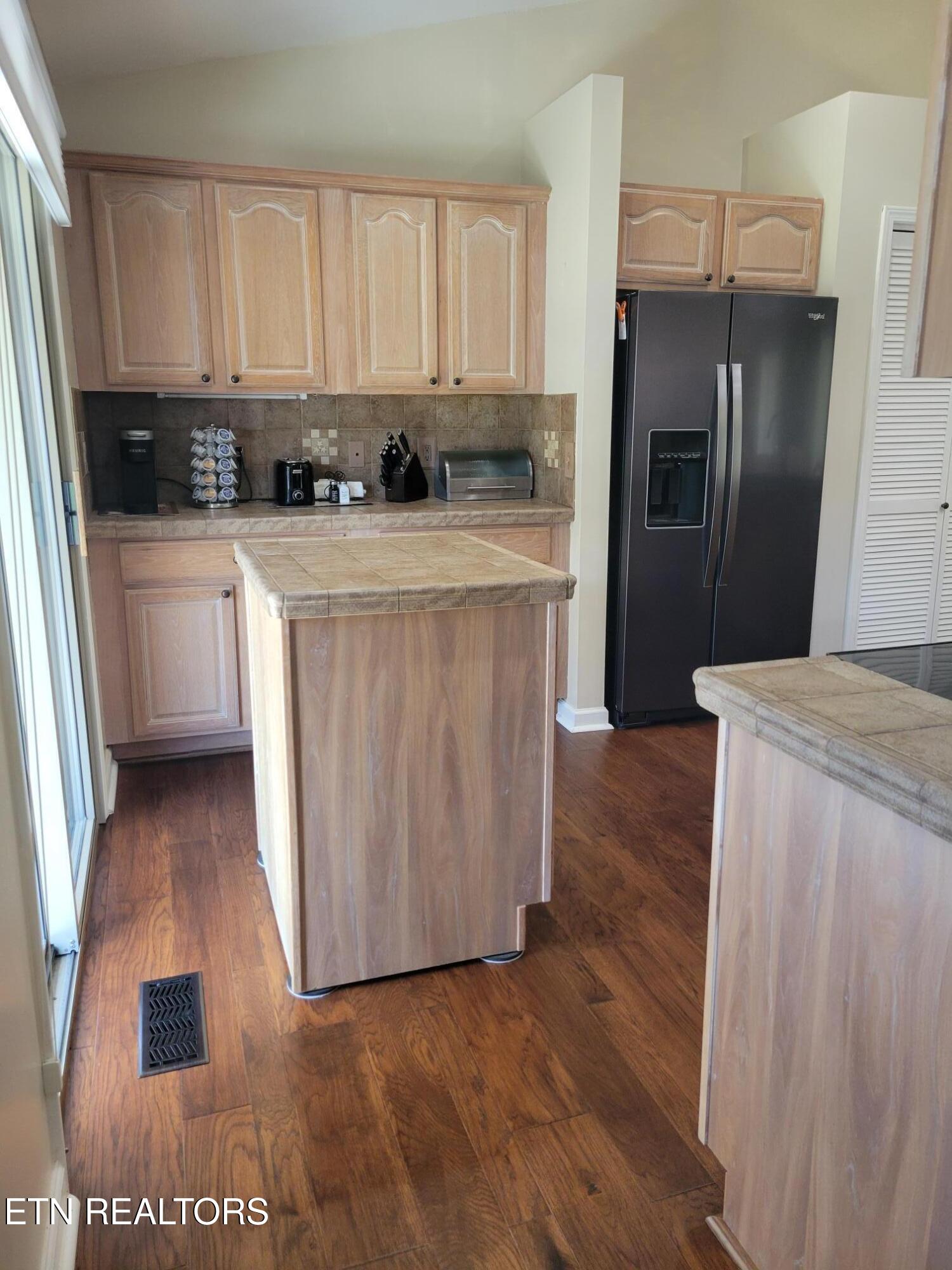 456 Snead Drive Crossville TN 38558