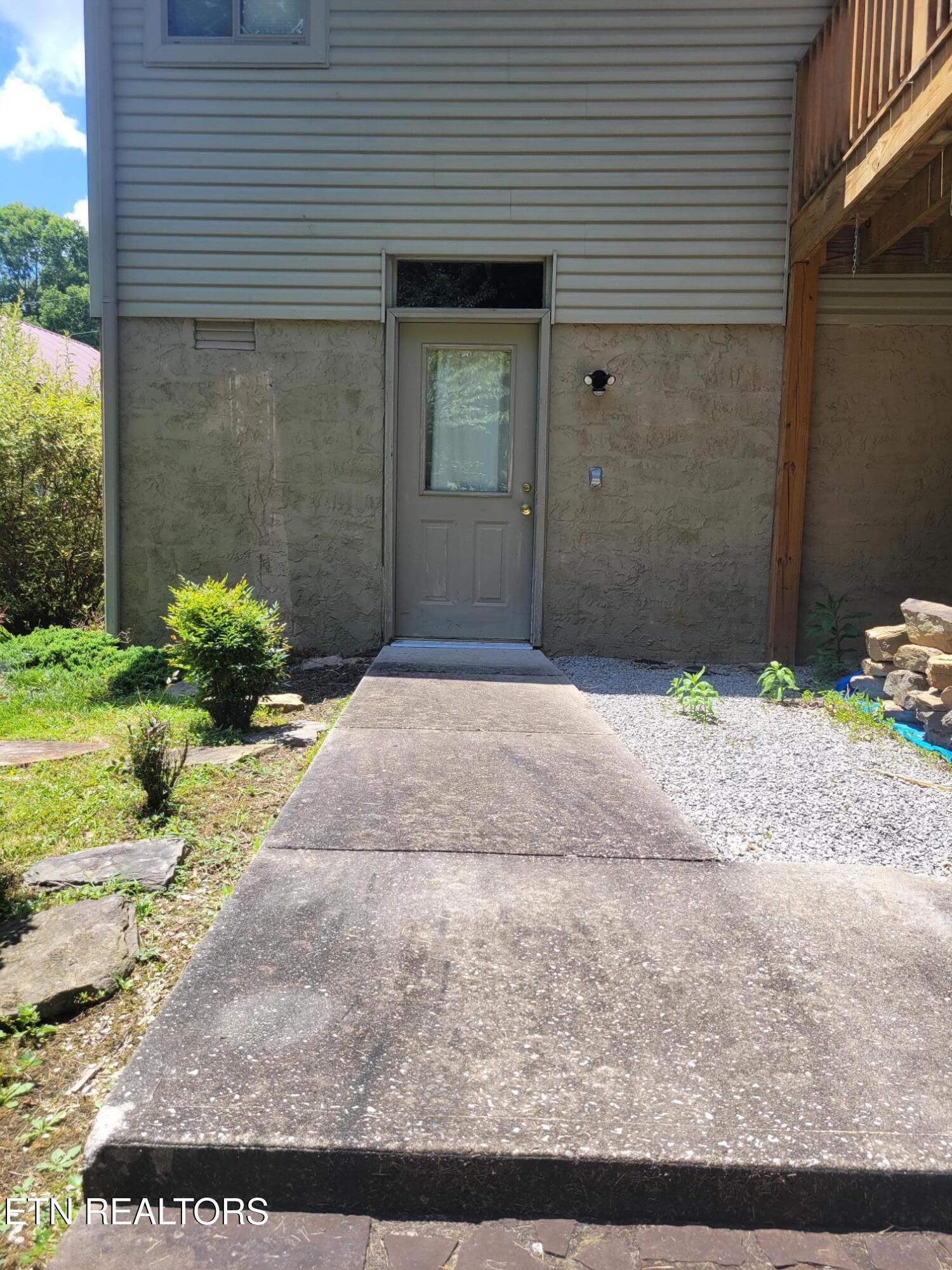 456 Snead Drive Crossville TN 38558