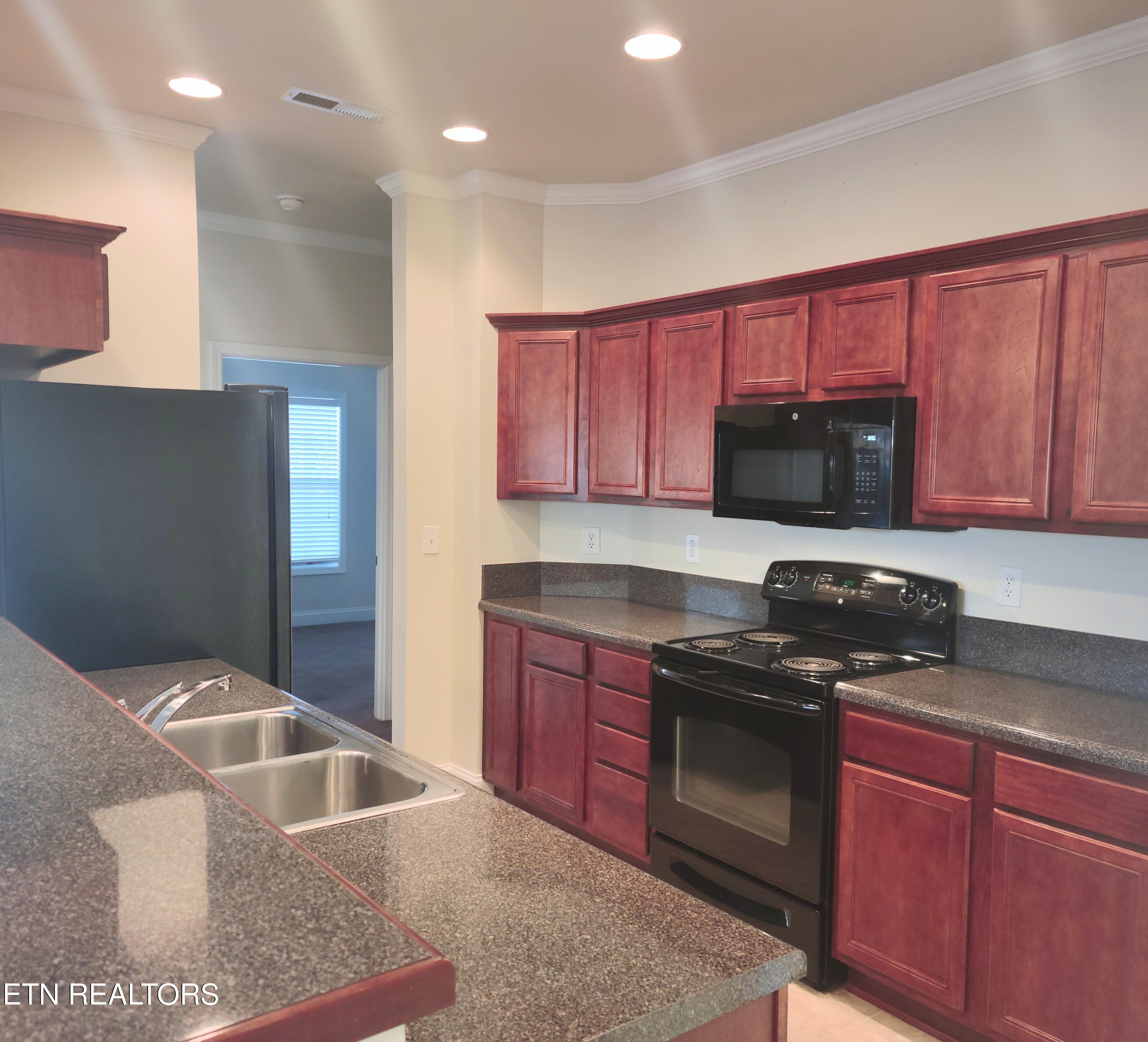155 Hatleyberry Street Oak Ridge TN 37830