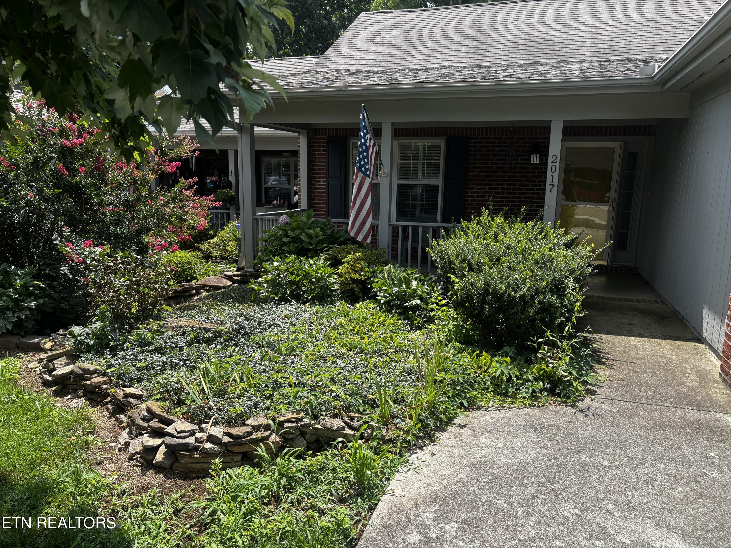 2017 Locarno Drive Knoxville TN 37914