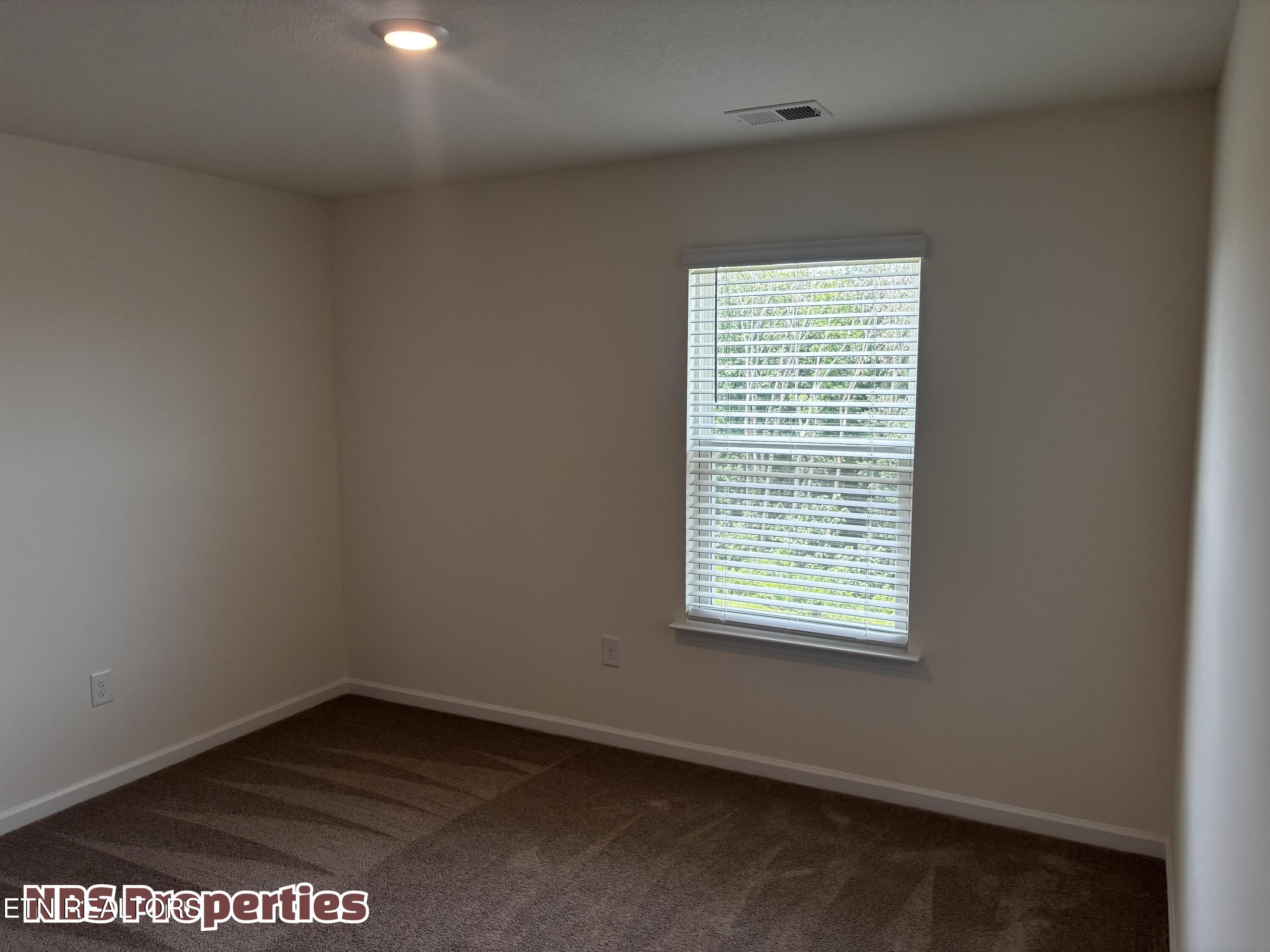 935 Utopia Lane Knoxville TN 37932