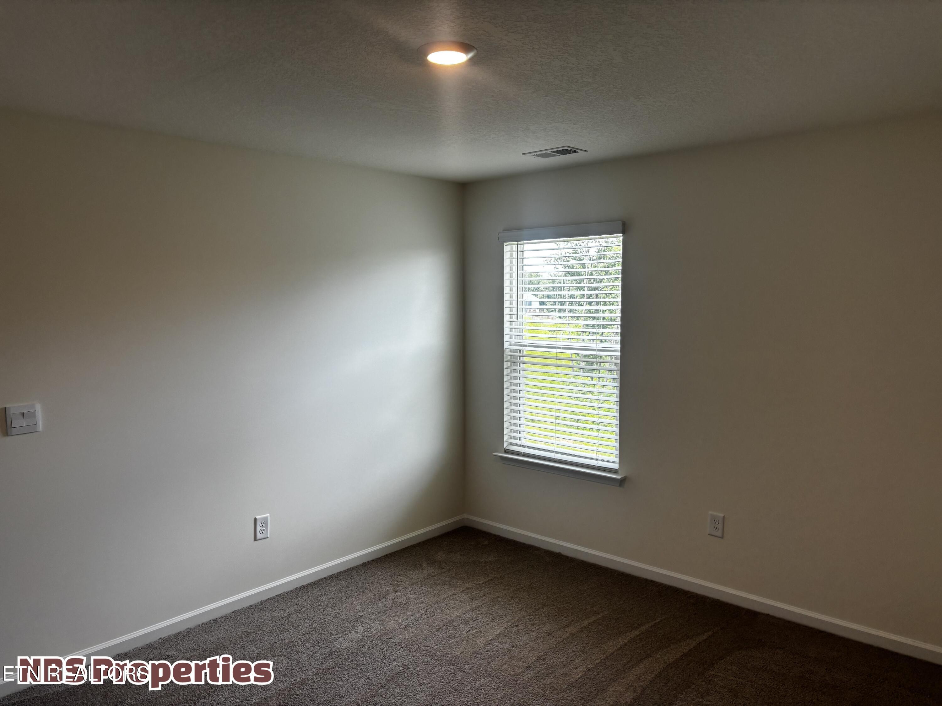 935 Utopia Lane Knoxville TN 37932