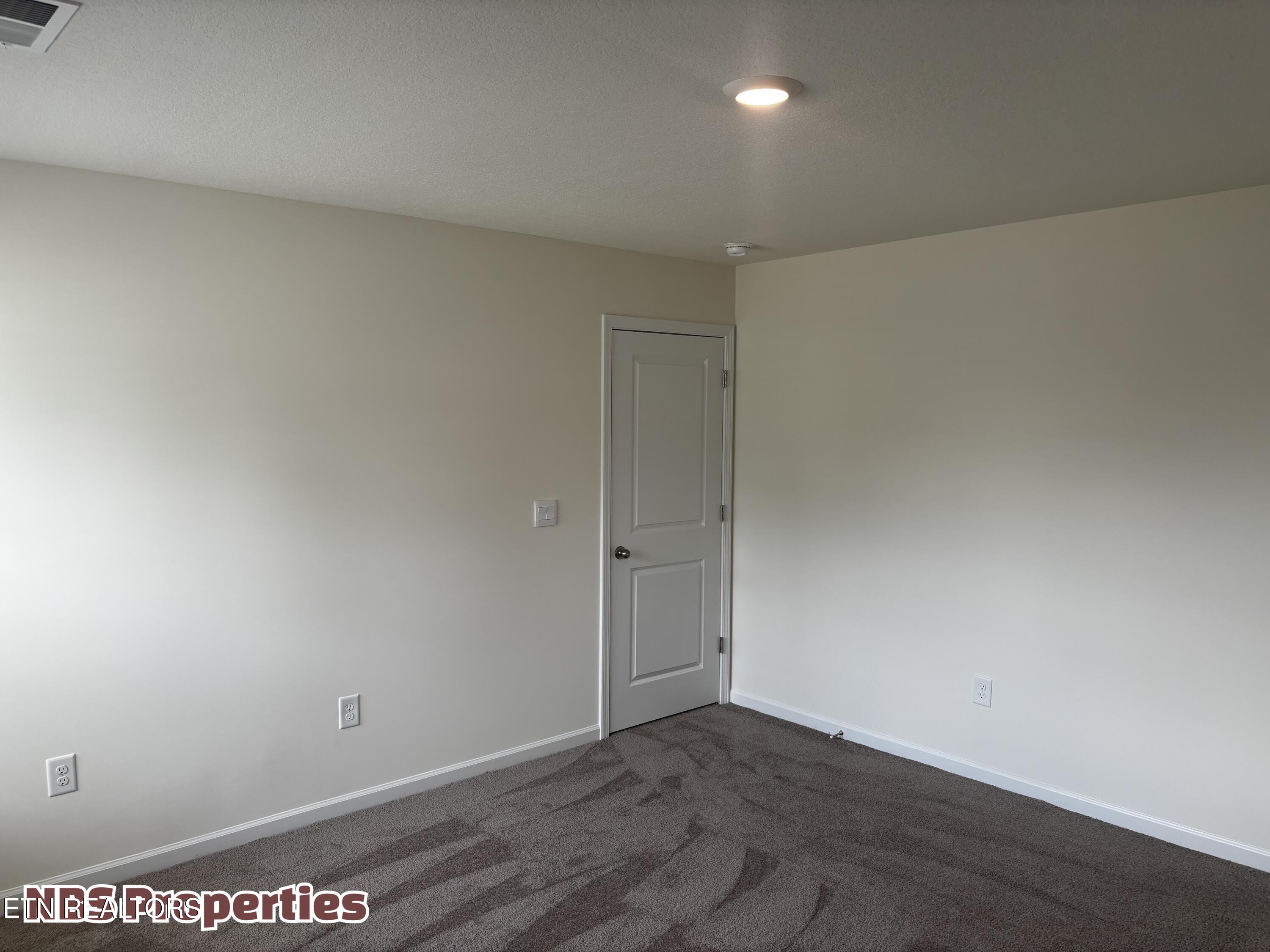 935 Utopia Lane Knoxville TN 37932