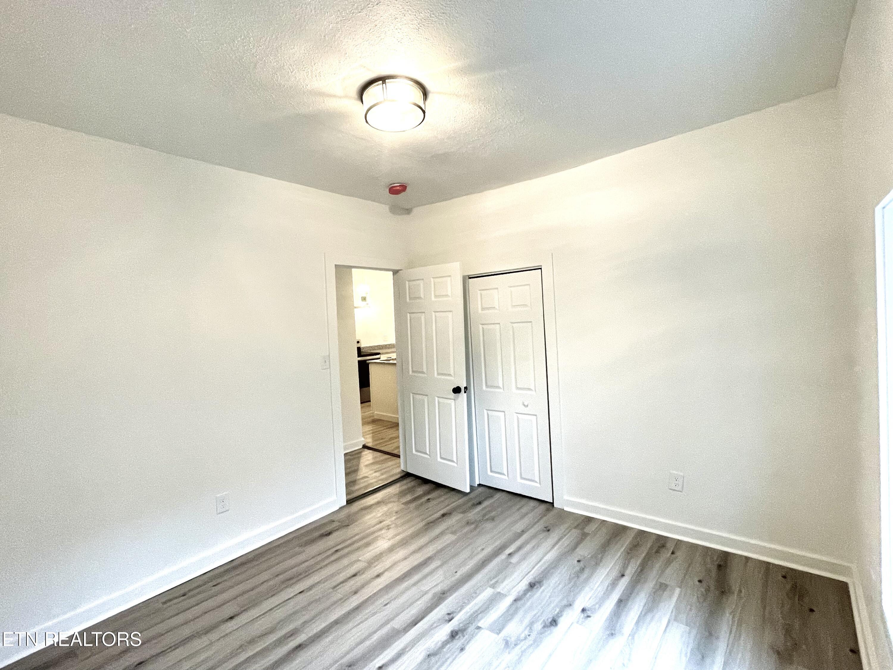 224 Leonard Place Knoxville TN 37917