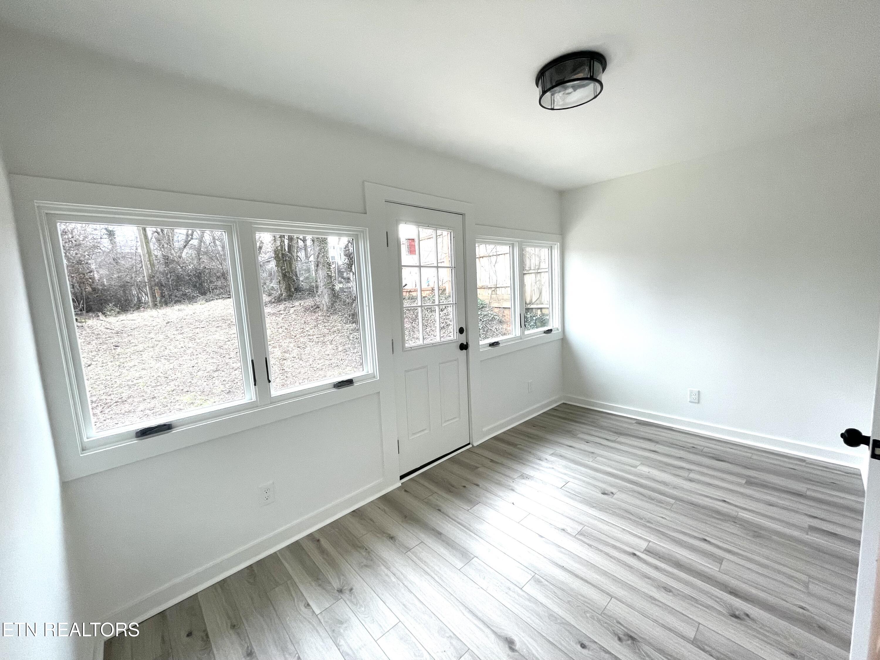 224 Leonard Place Knoxville TN 37917