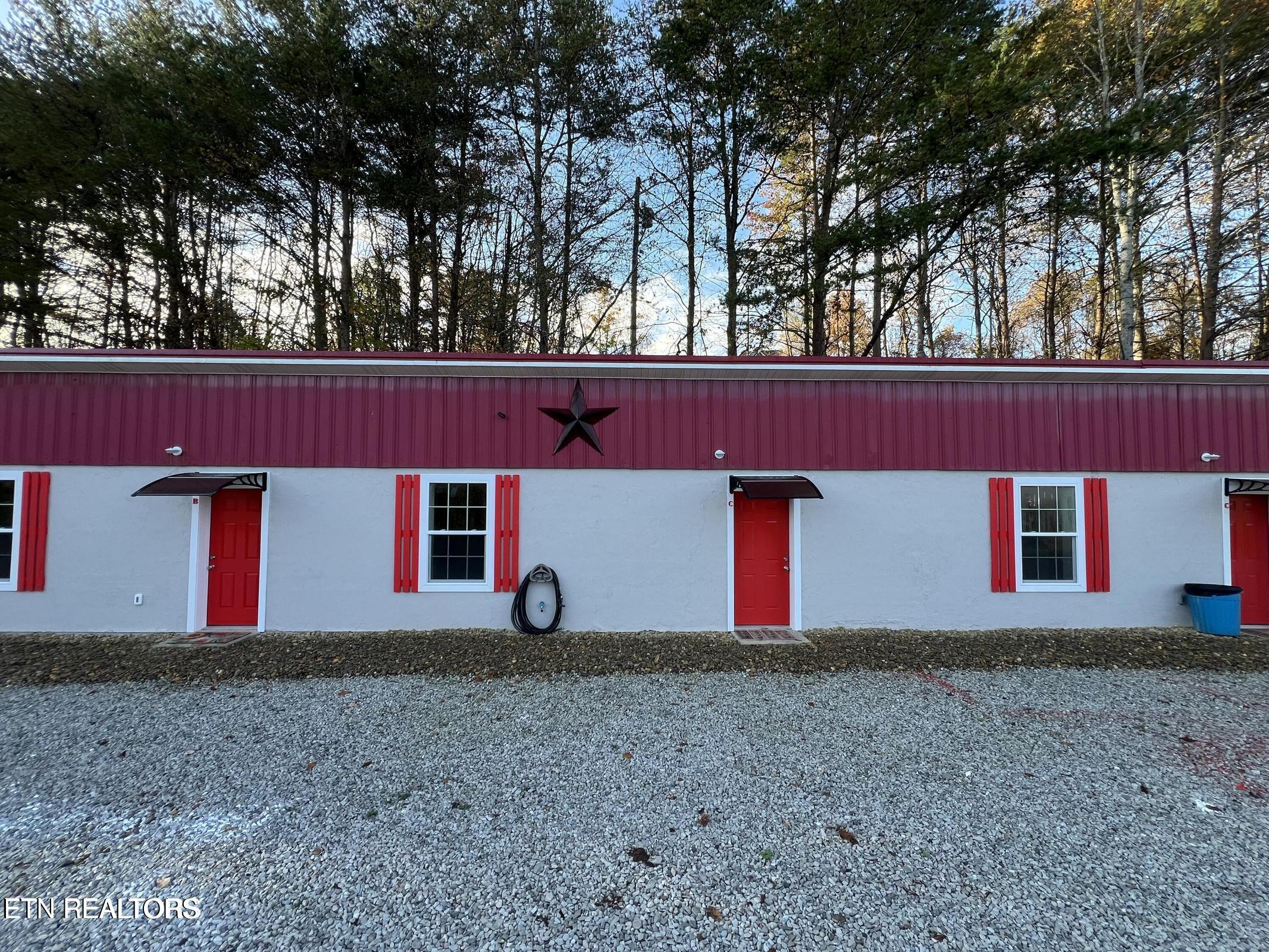 150 Wolf Creek Road Jacksboro TN 37757
