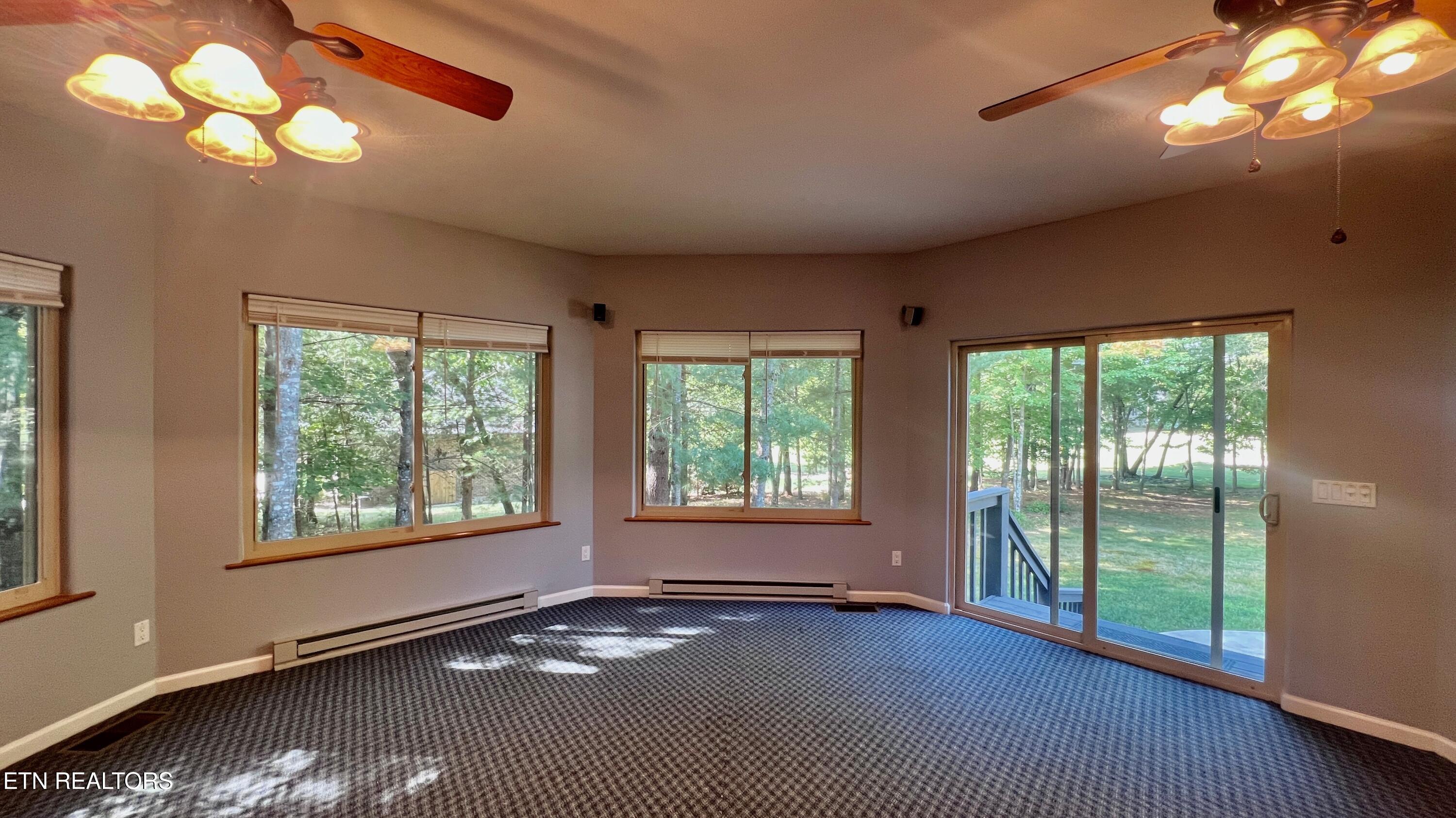 39 Leaf Circle Crossville TN 38558