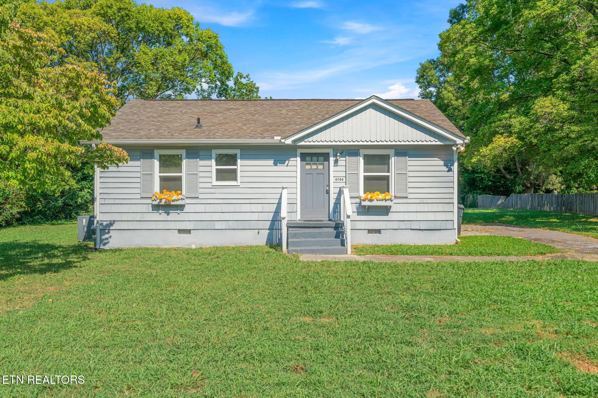 Knoxville TN 37917