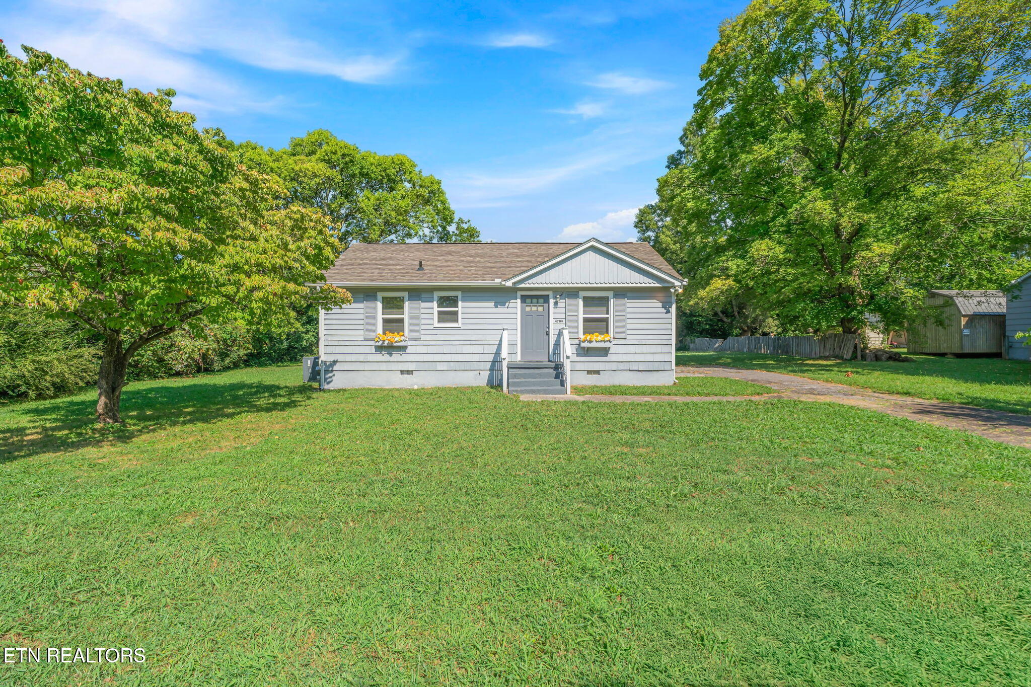 Knoxville TN 37917