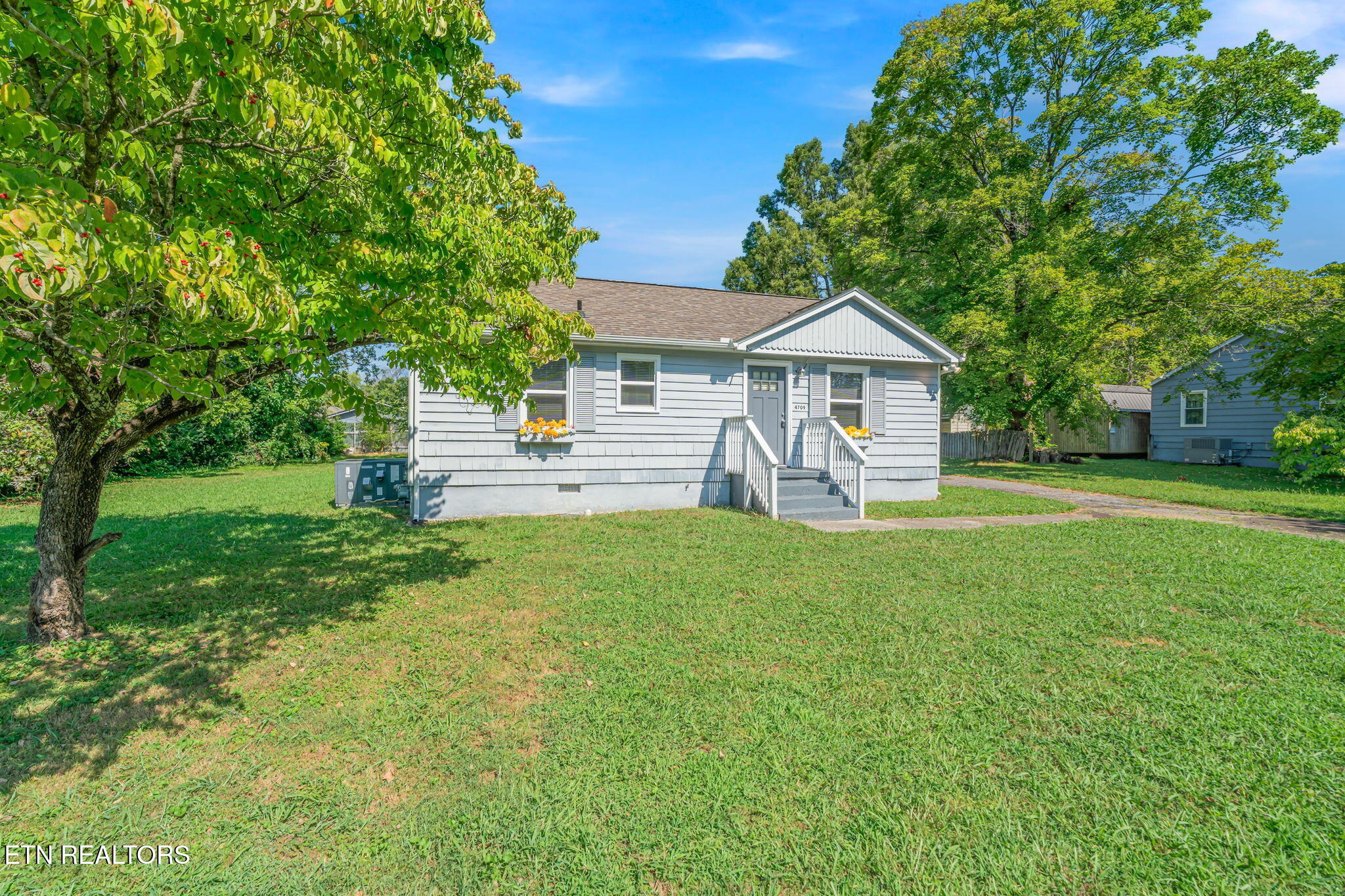 Knoxville TN 37917