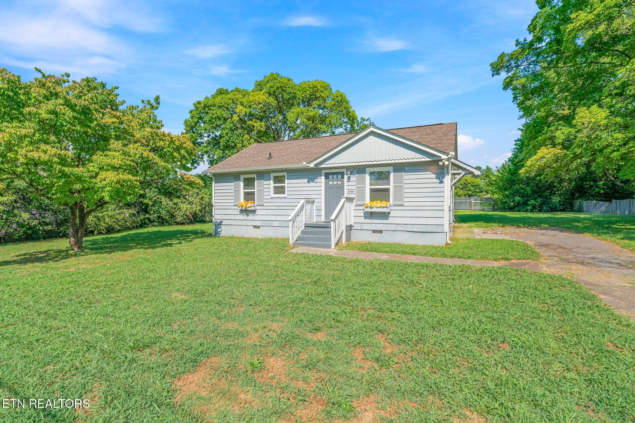 Knoxville TN 37917