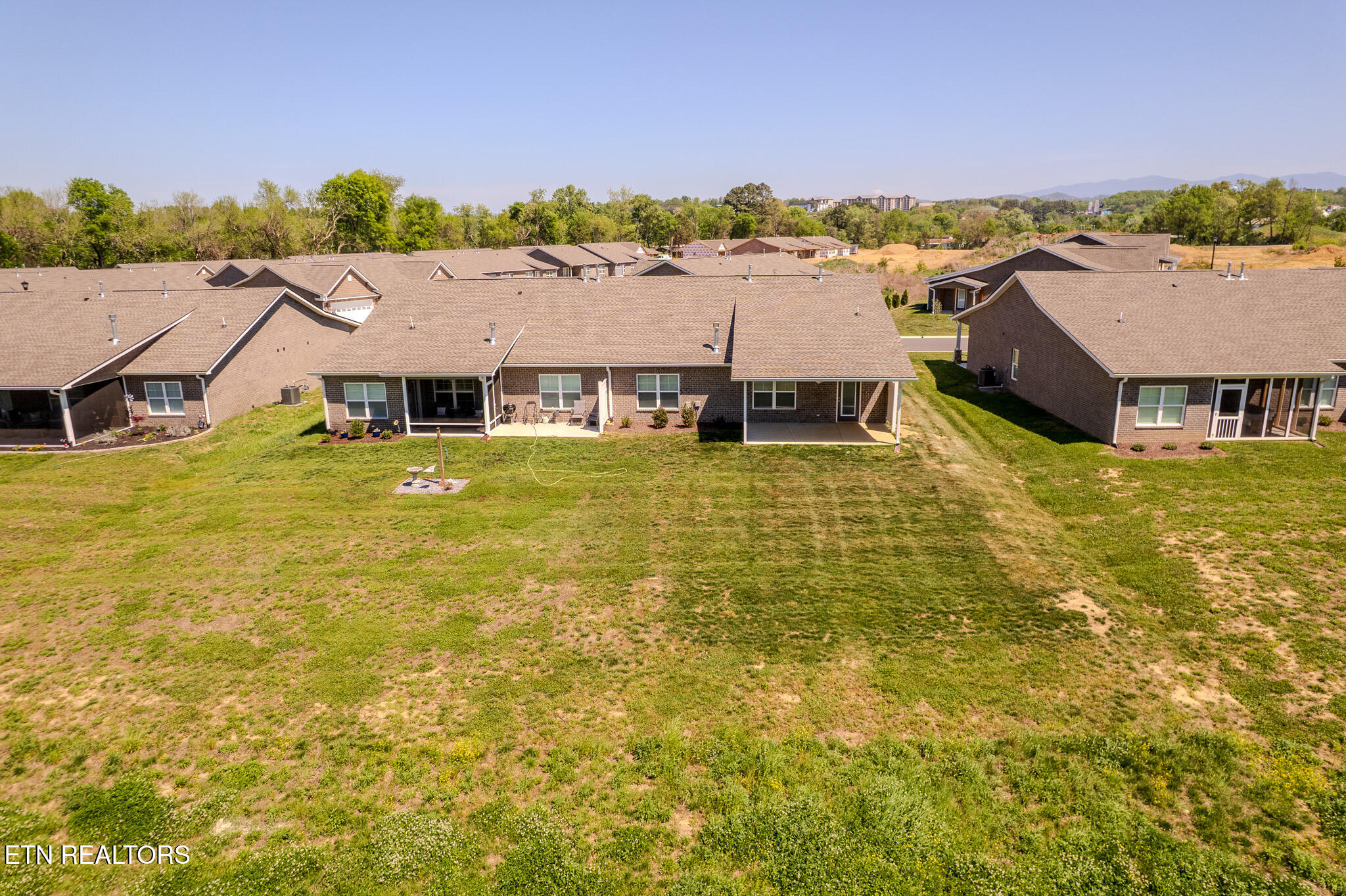 728 Snowflower Circle Pigeon Forge TN 37863