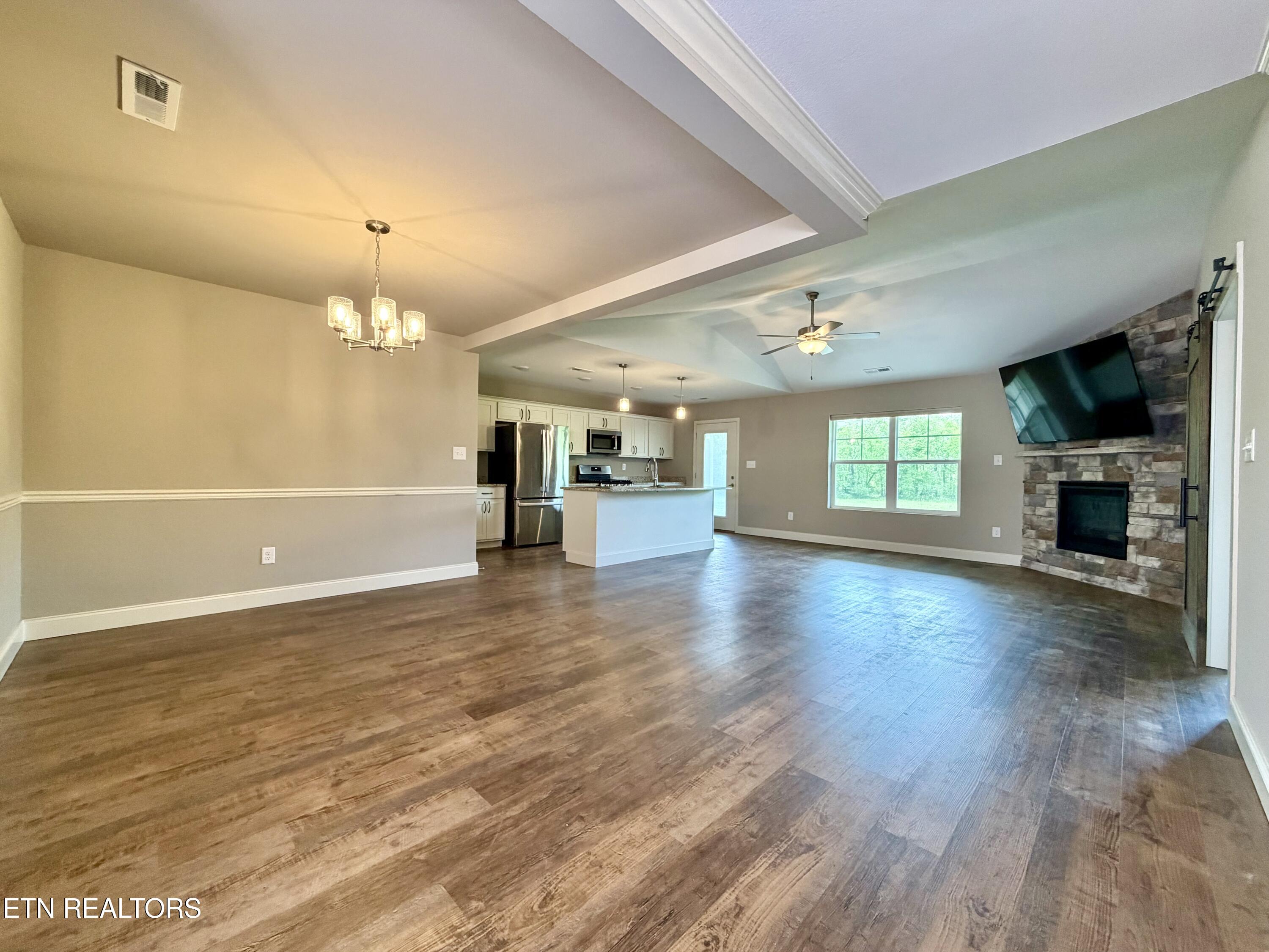 728 Snowflower Circle Pigeon Forge TN 37863