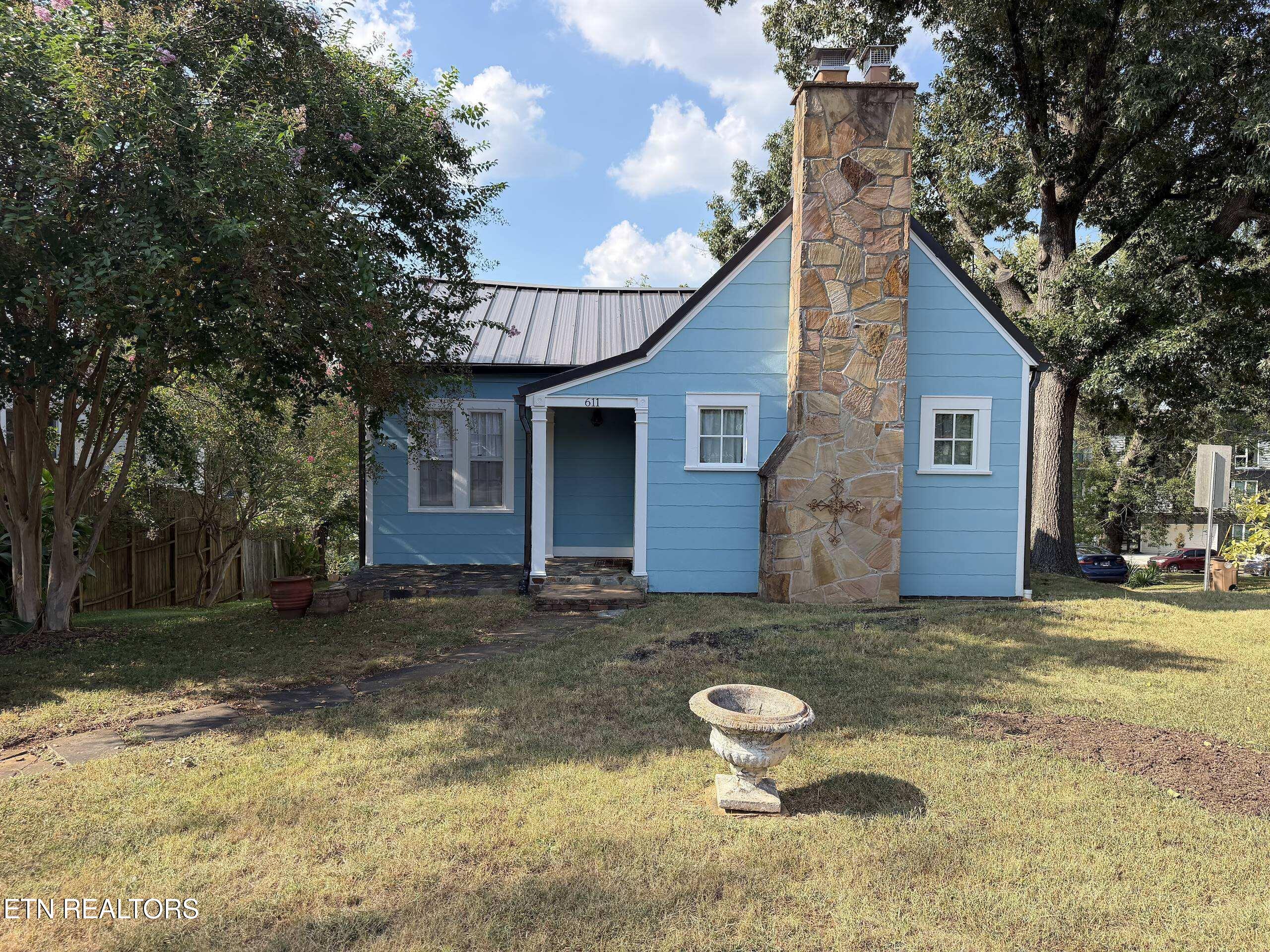 611 Phillips Avenue Knoxville TN 37920