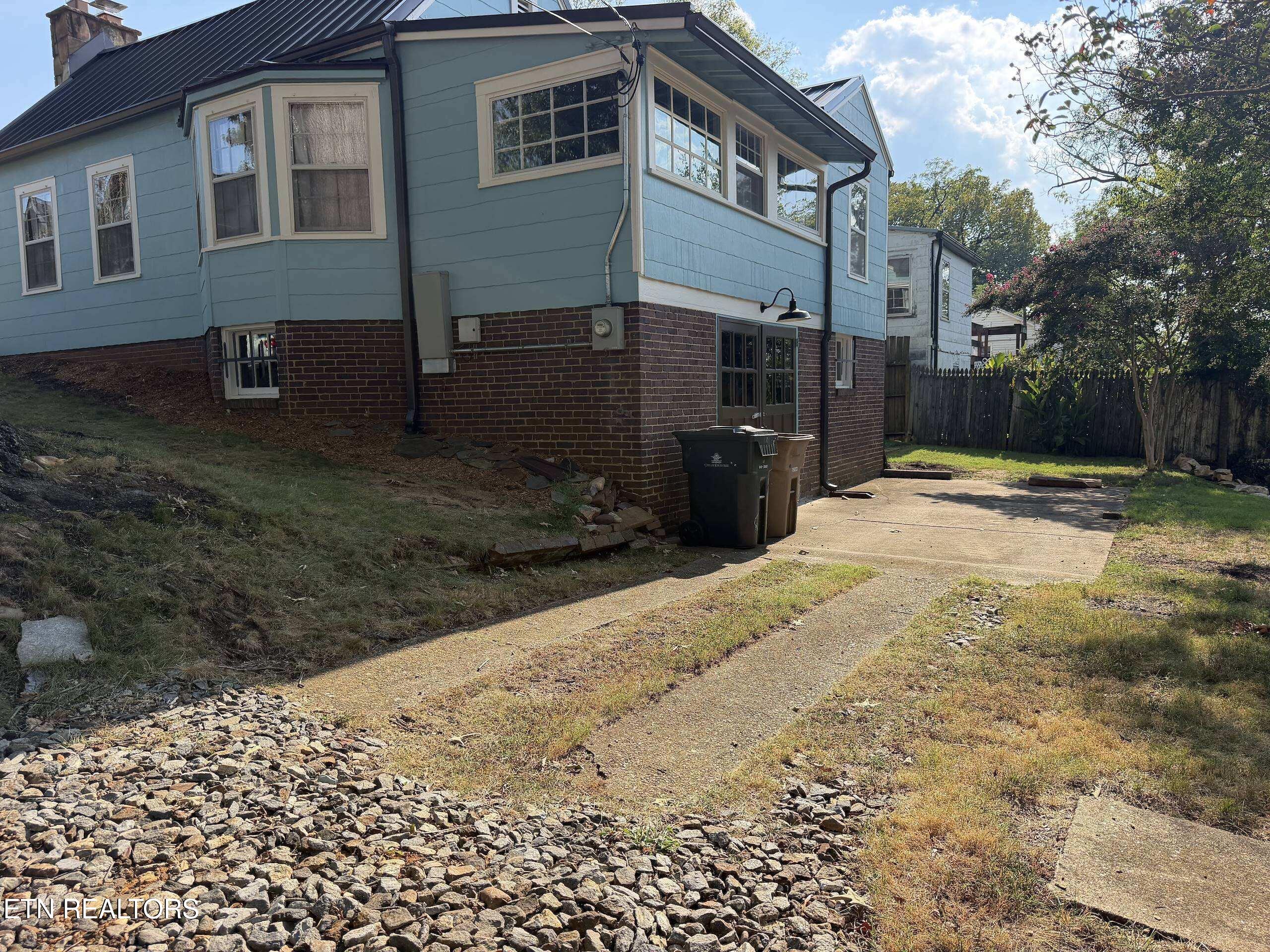 611 Phillips Avenue Knoxville TN 37920