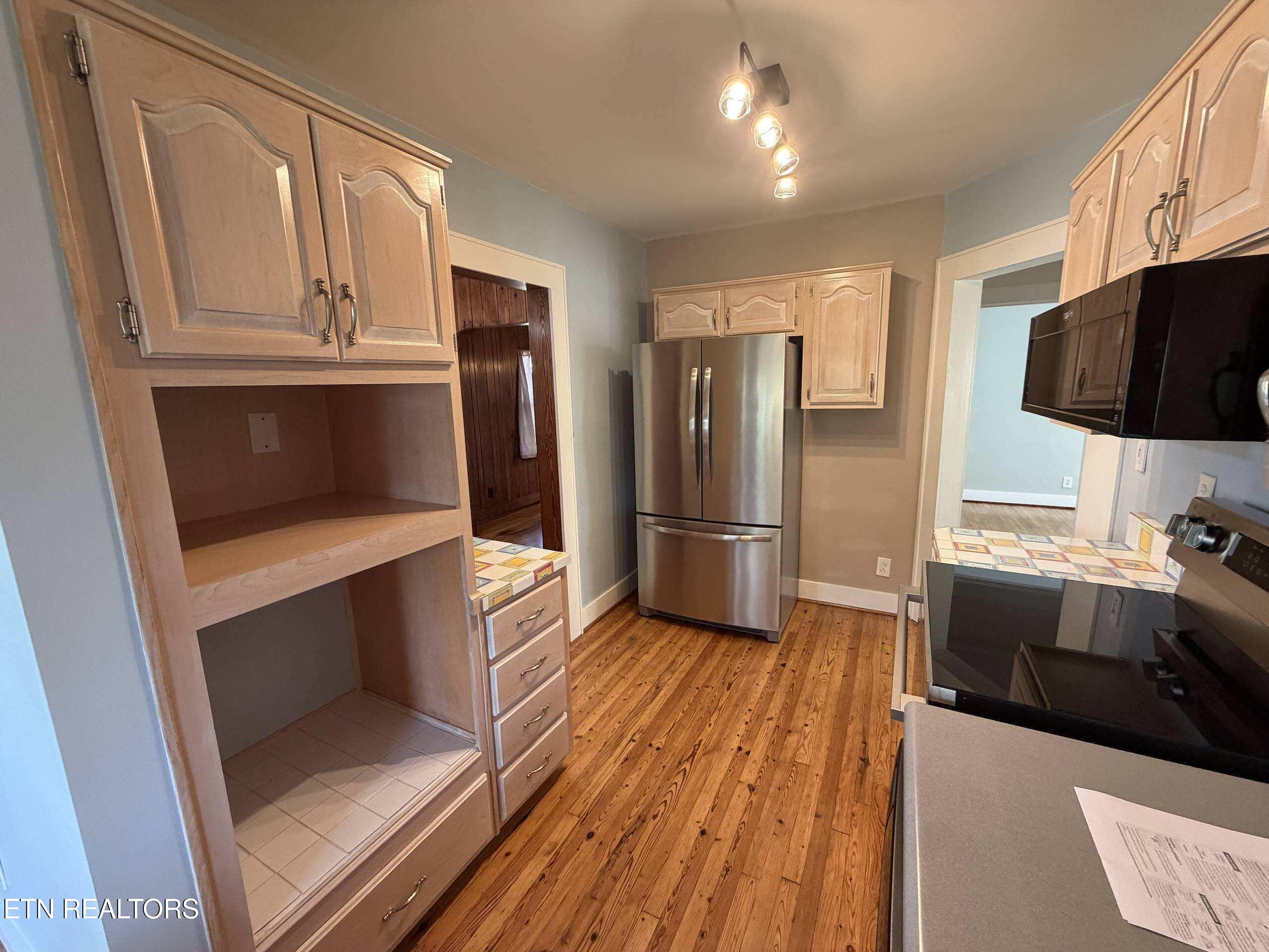 611 Phillips Avenue Knoxville TN 37920