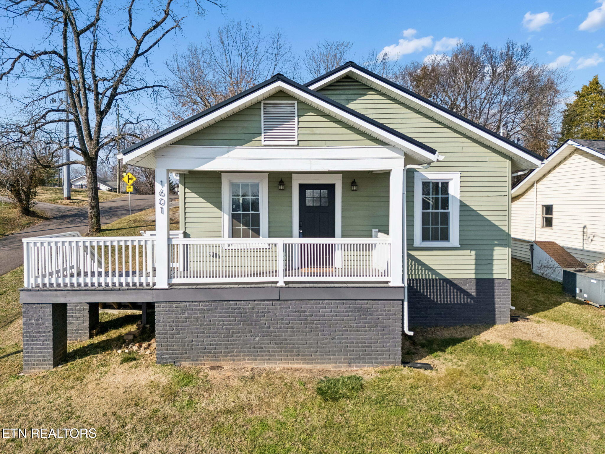 1601 Cecil Avenue Knoxville TN 37917
