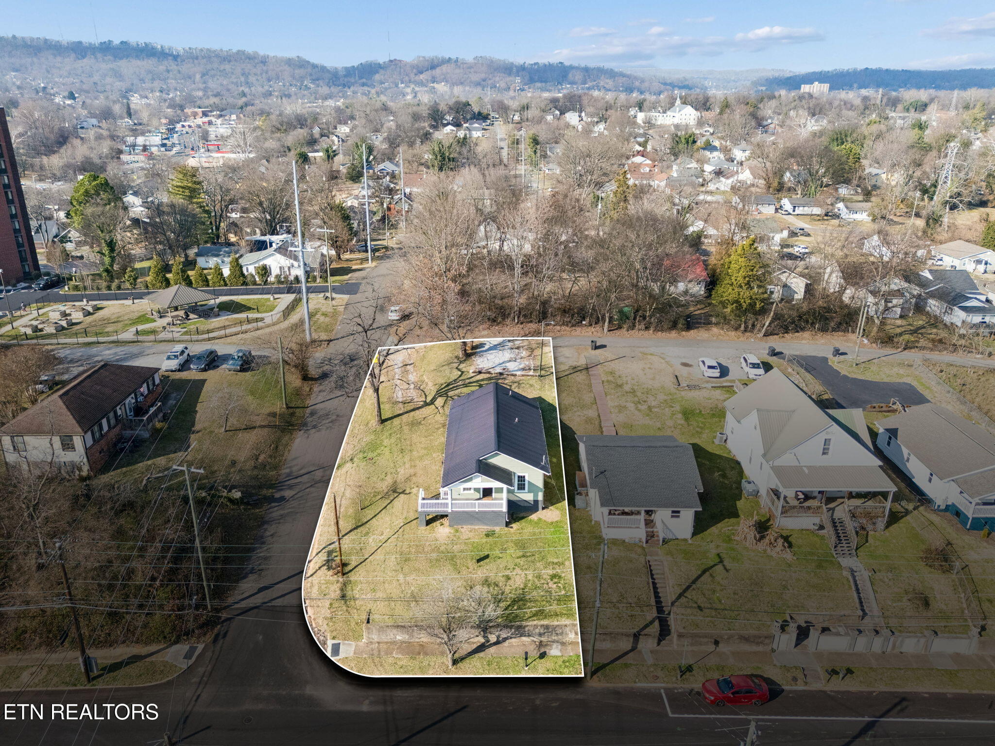 1601 Cecil Avenue Knoxville TN 37917