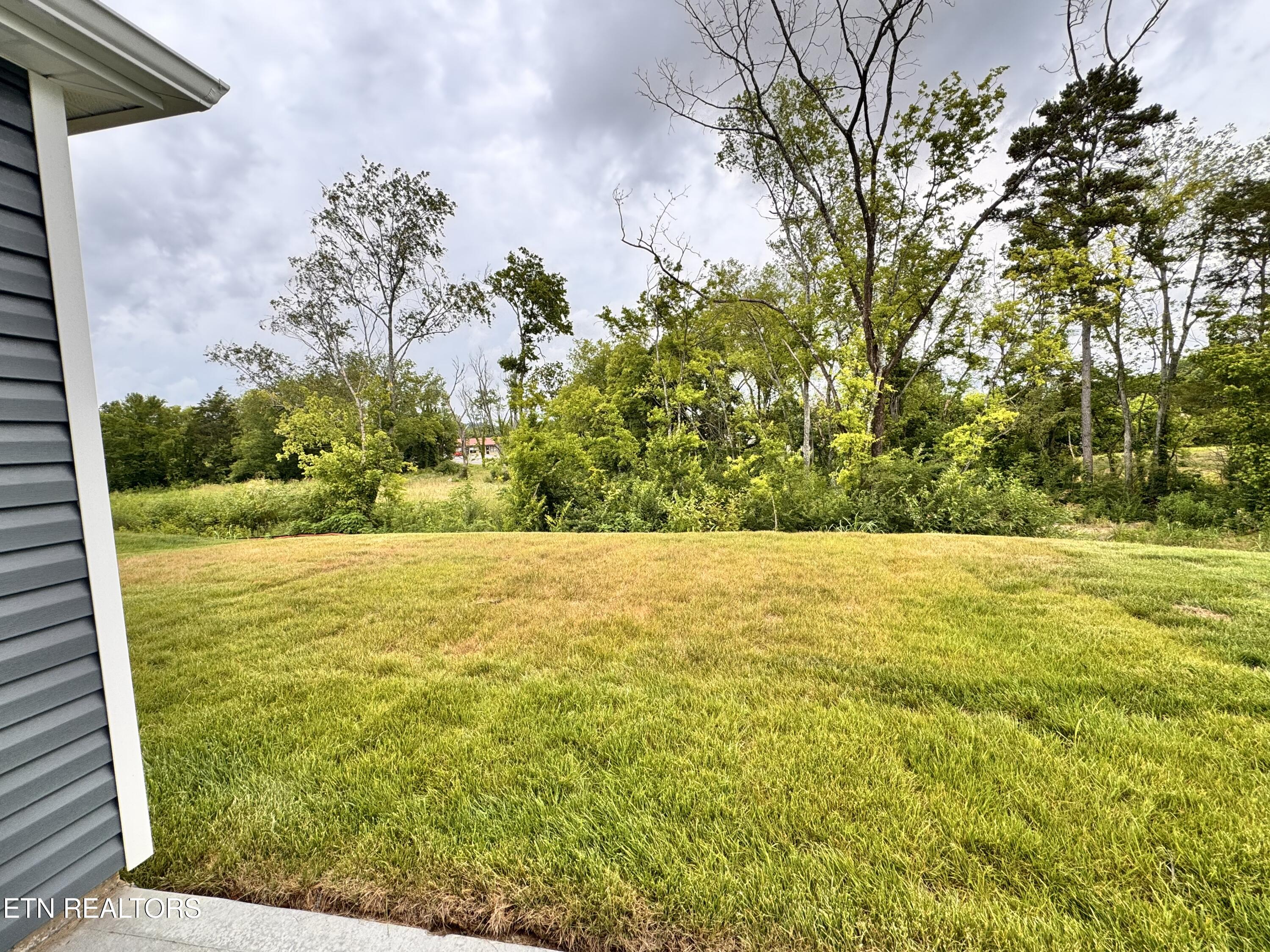 574 White Oak Lane Vonore TN 37885