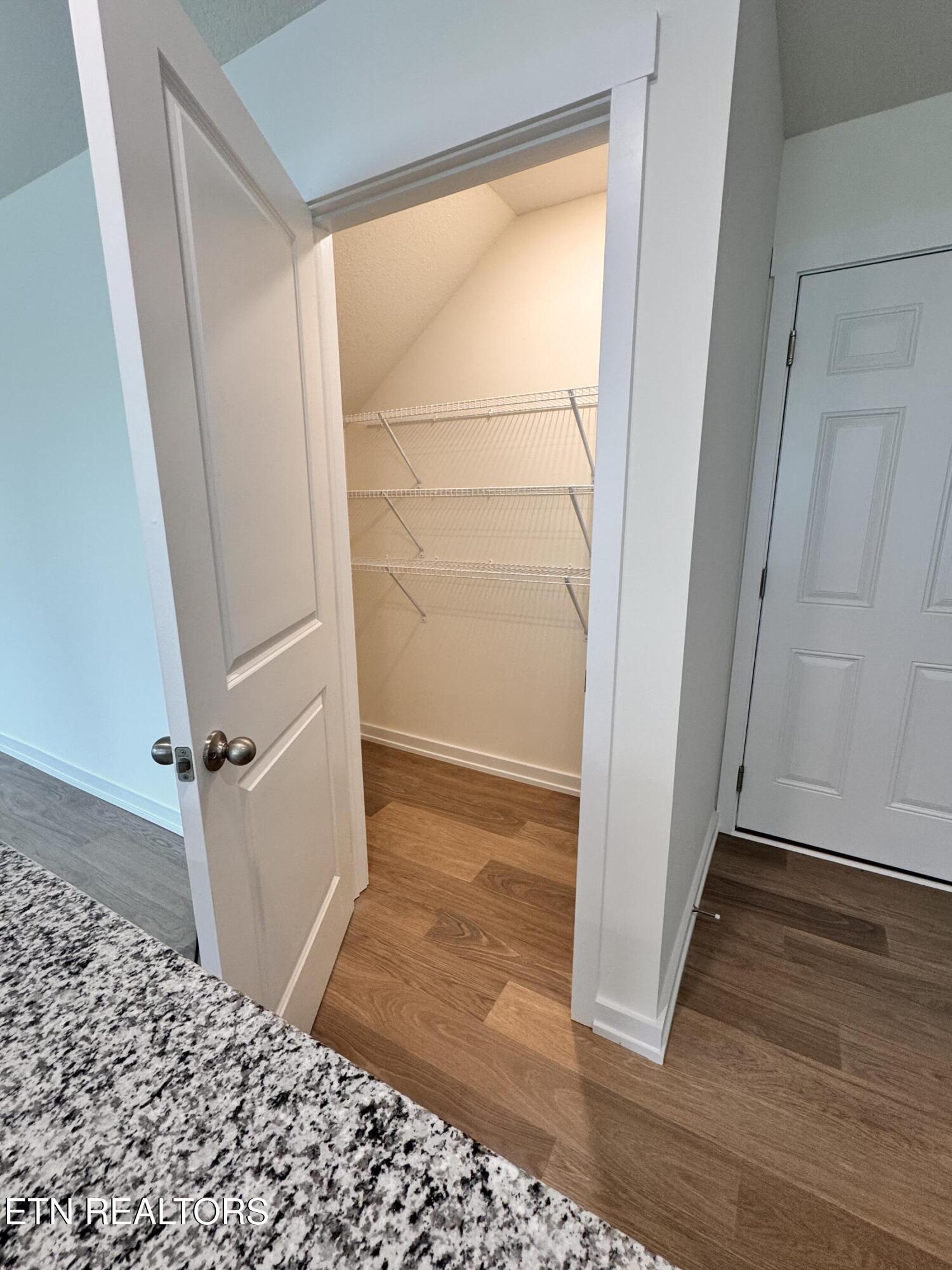 574 White Oak Lane Vonore TN 37885