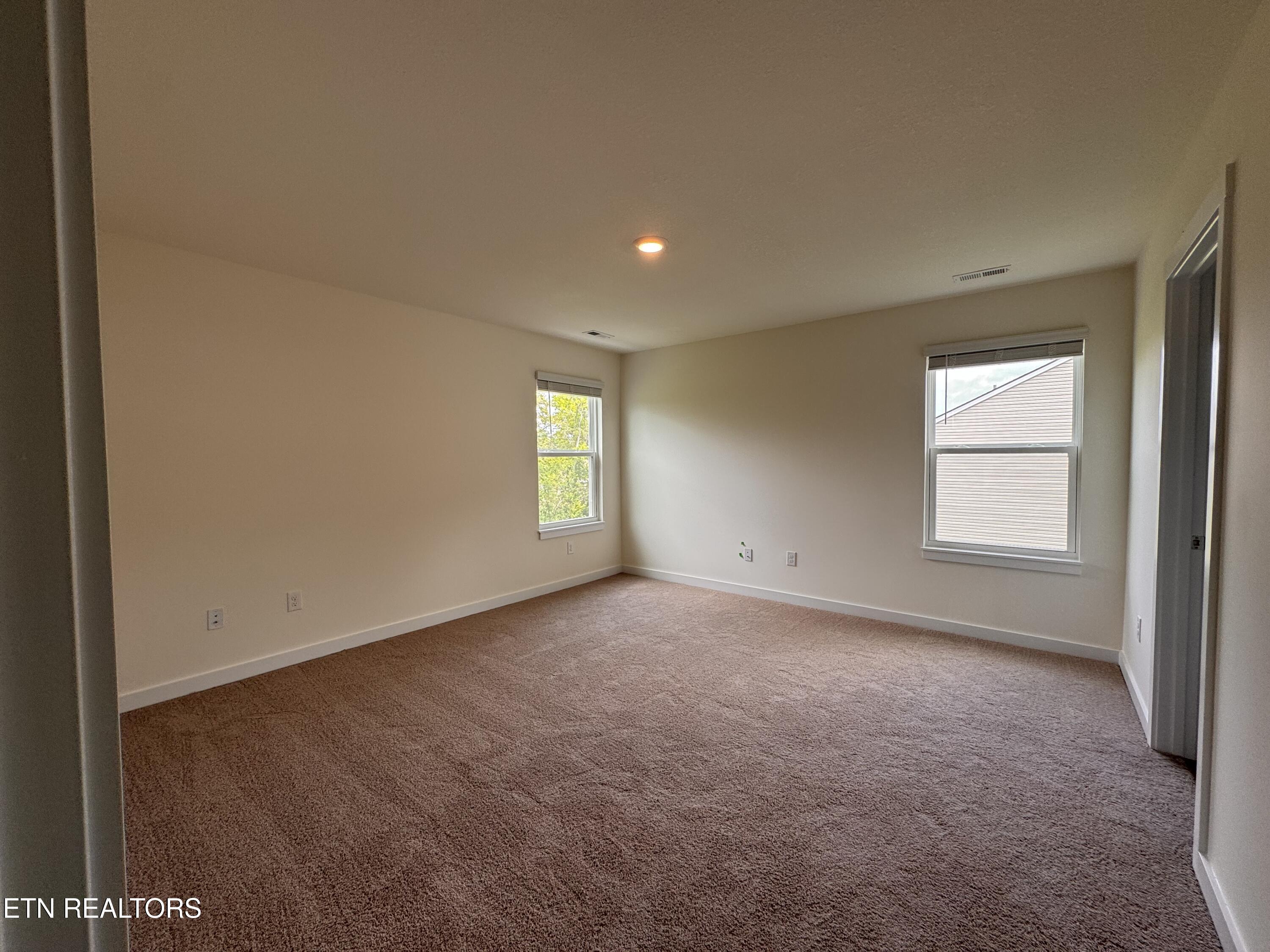 574 White Oak Lane Vonore TN 37885