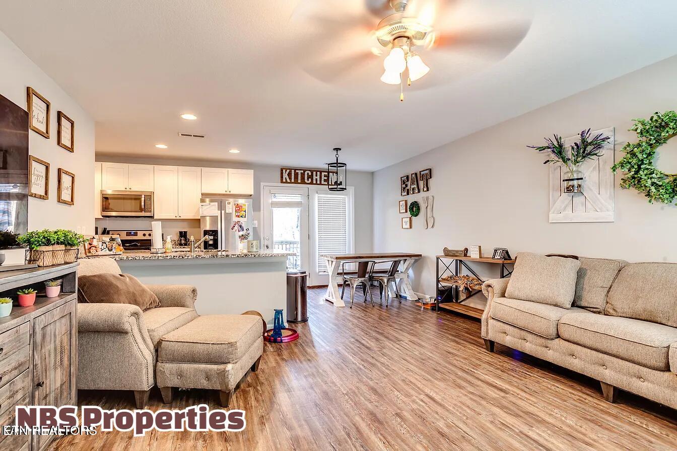 6010 Freebird Lane Knoxville TN 37912