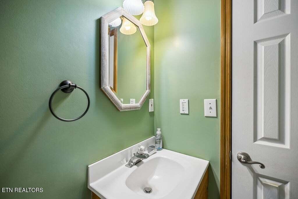 103 Morgan Road Oak Ridge TN 37830