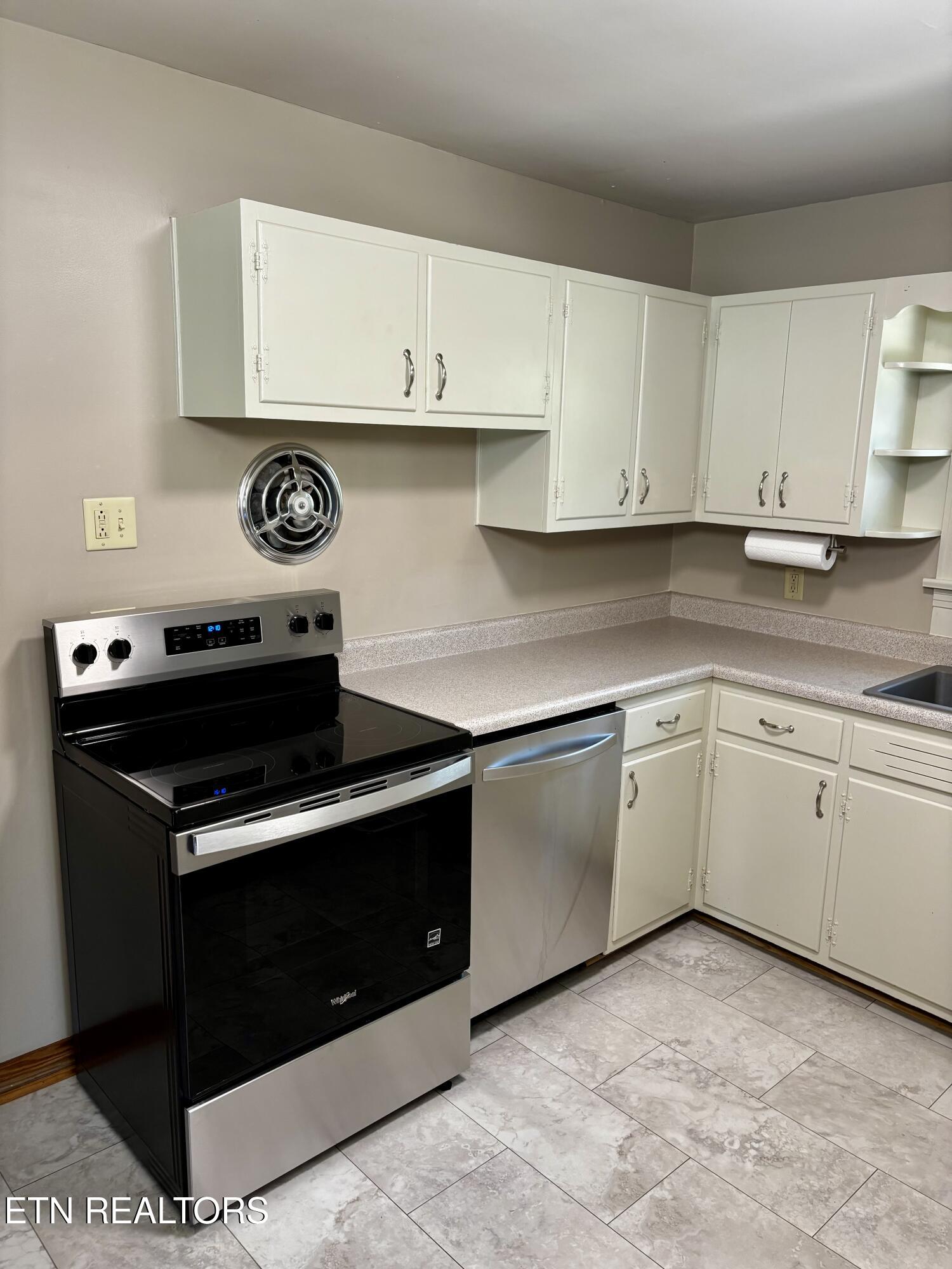 4106 Woodlawn Pike Knoxville TN 37920