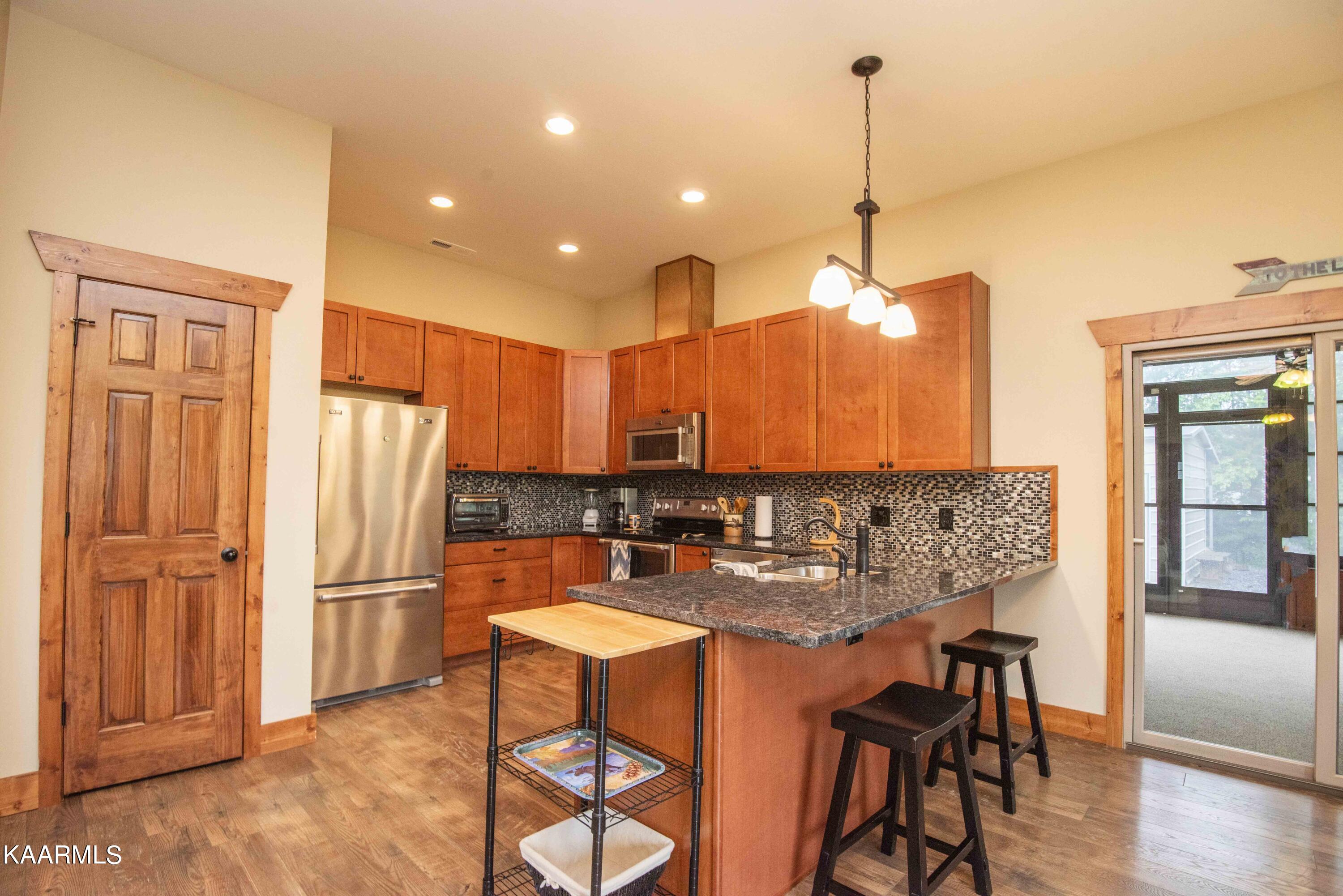 2499 Jim Henry Road Dandridge TN 37725