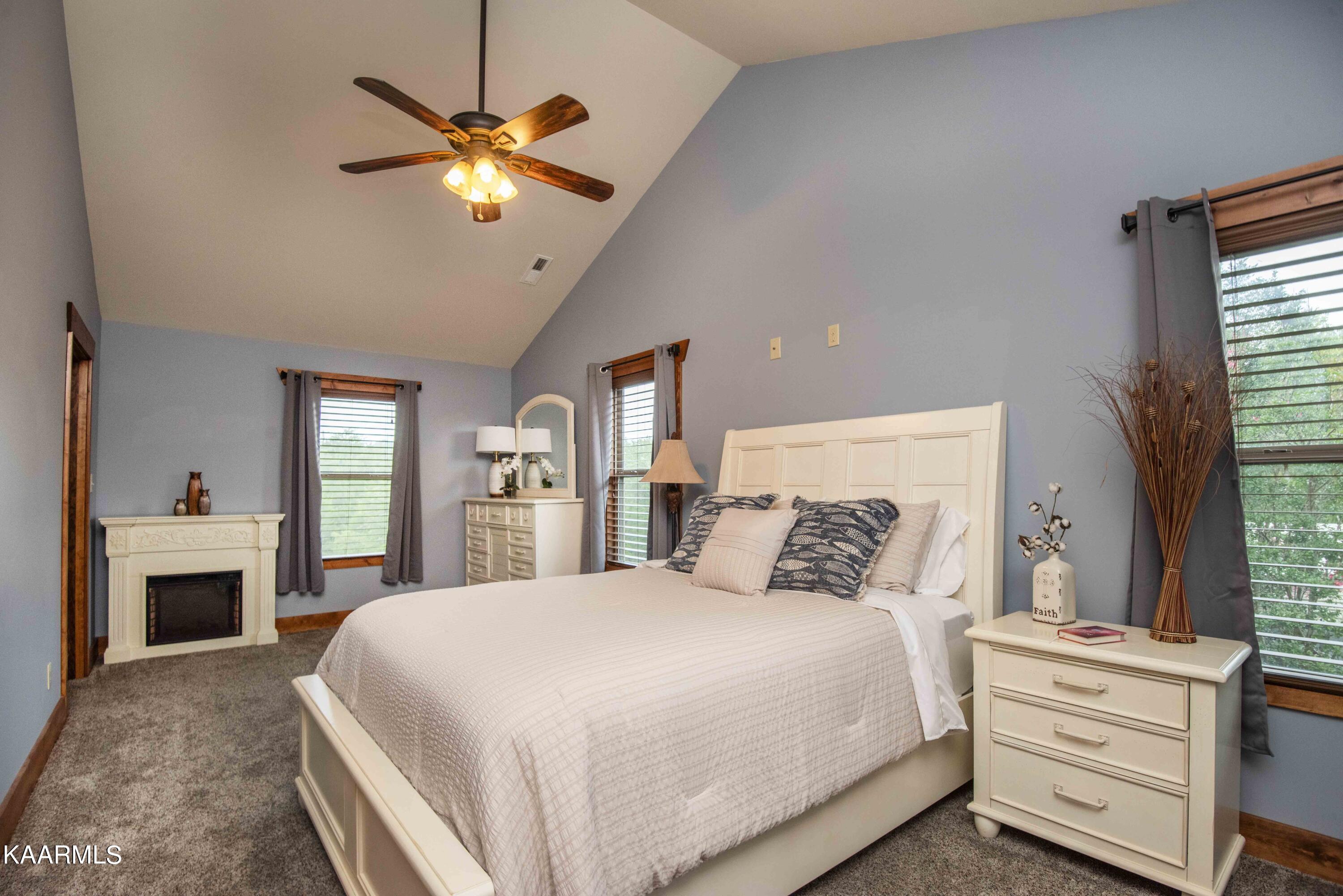 2499 Jim Henry Road Dandridge TN 37725