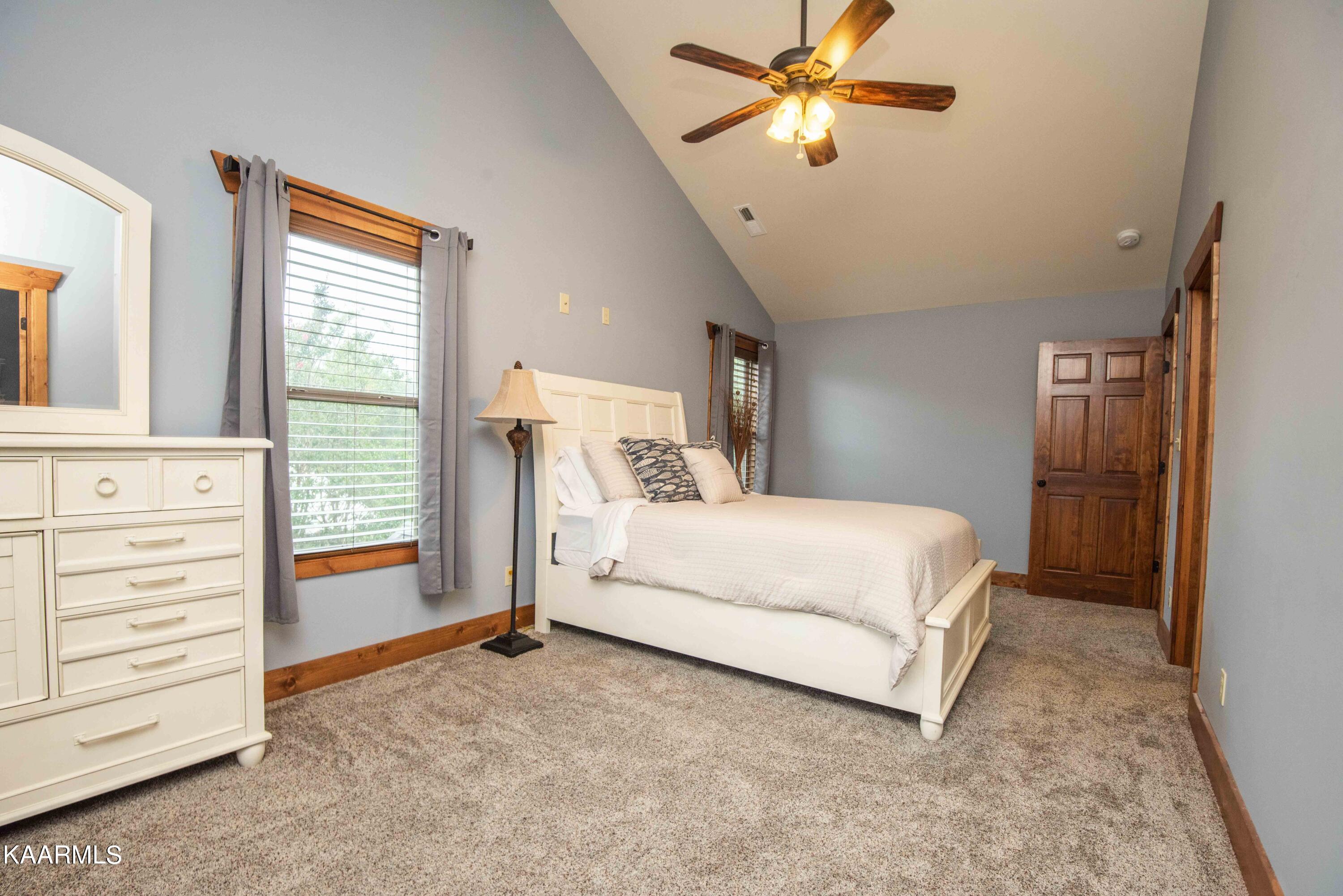 2499 Jim Henry Road Dandridge TN 37725